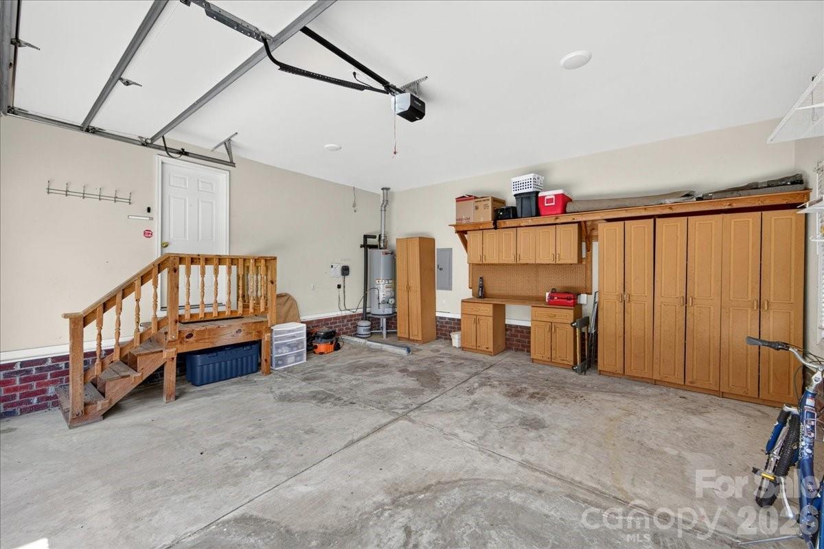 6784 Lynrose Court Property Photo 35