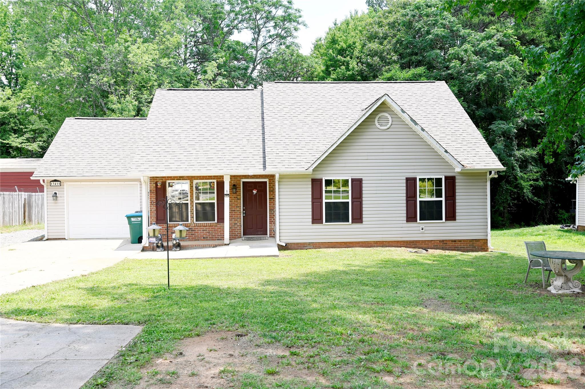 13415 Phillips Road Property Photo 1