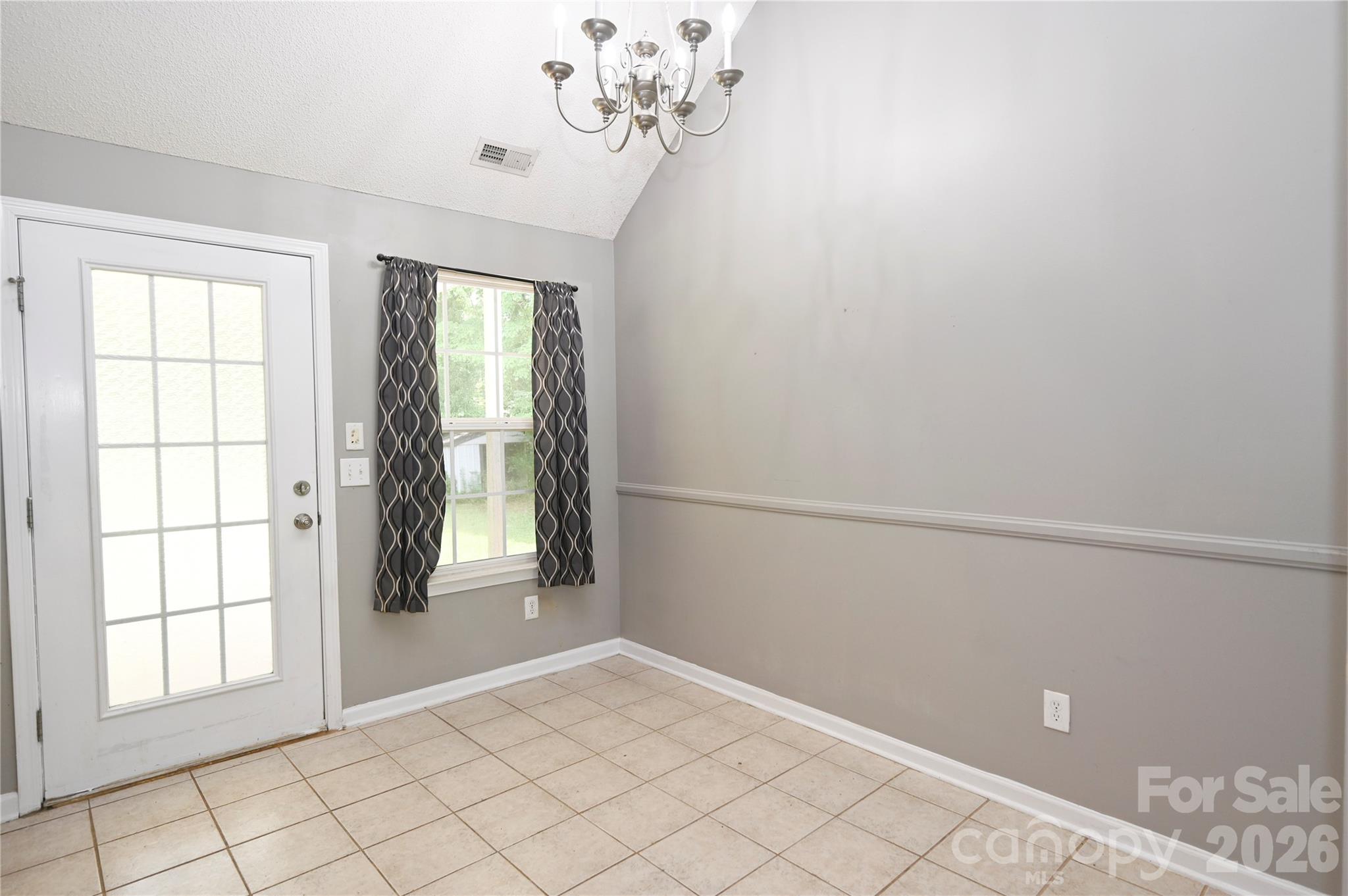 13415 Phillips Road Property Photo 5