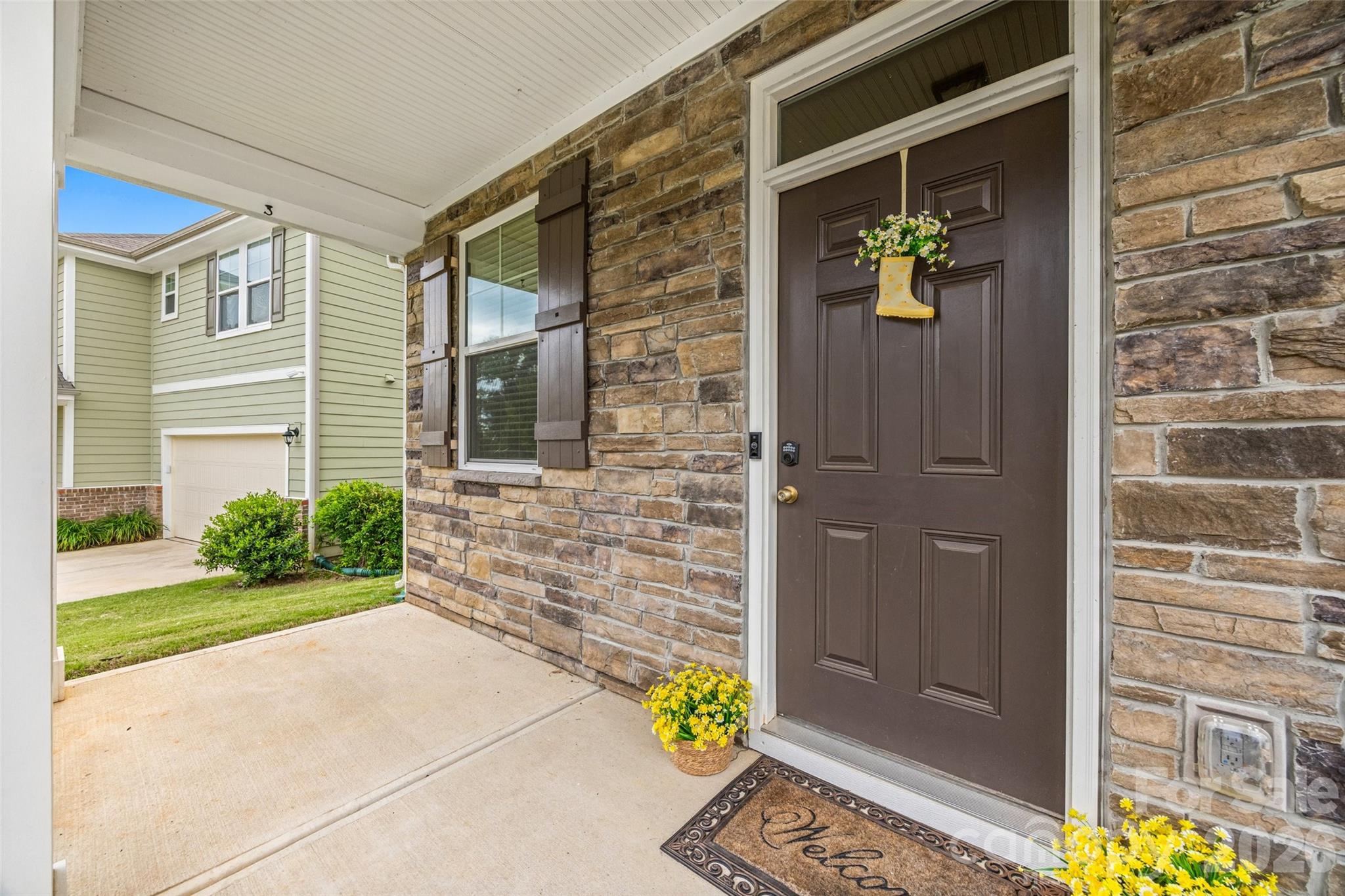 2225 Sussex Road Property Photo 4