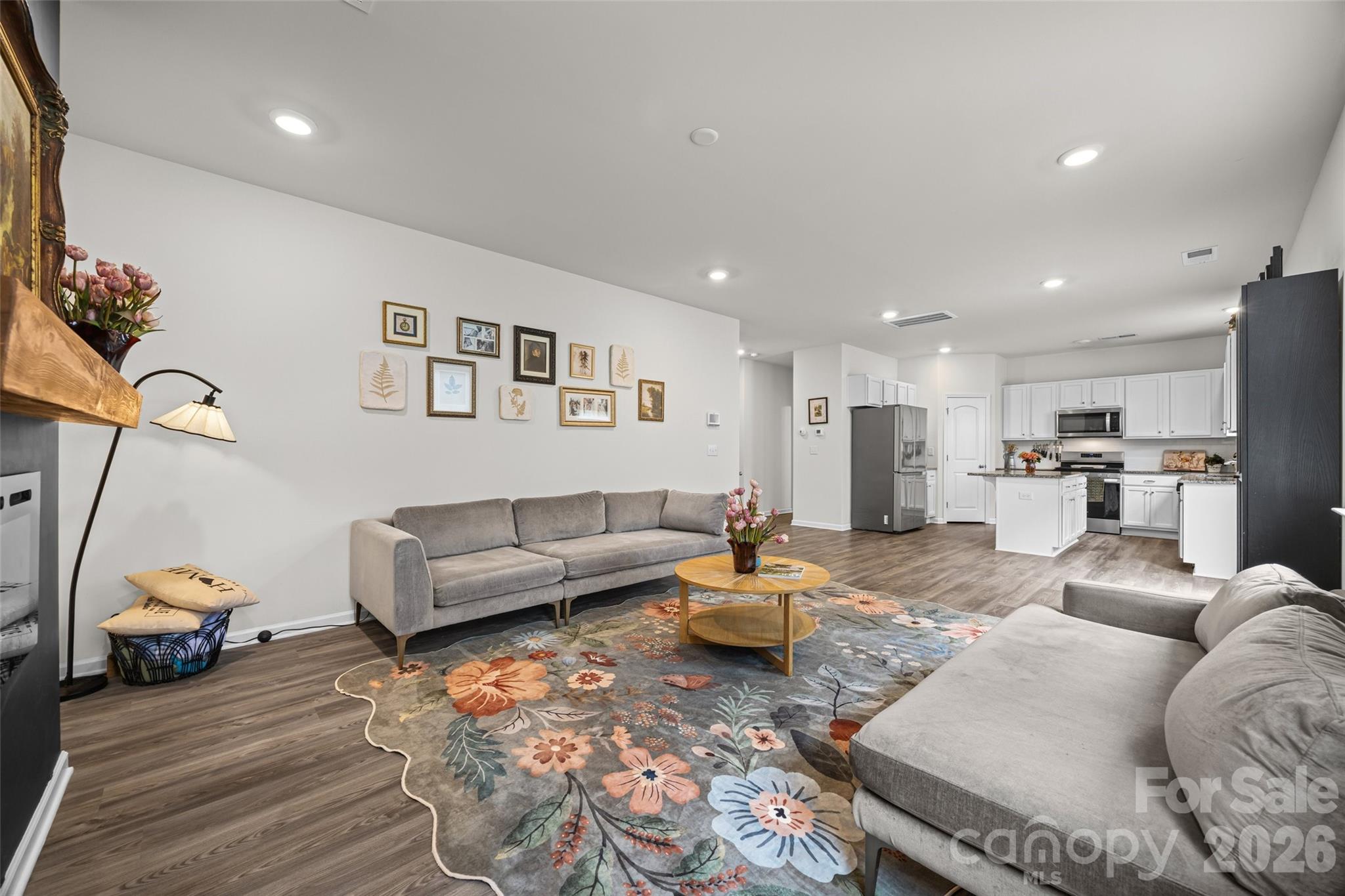 2225 Sussex Road Property Photo 11