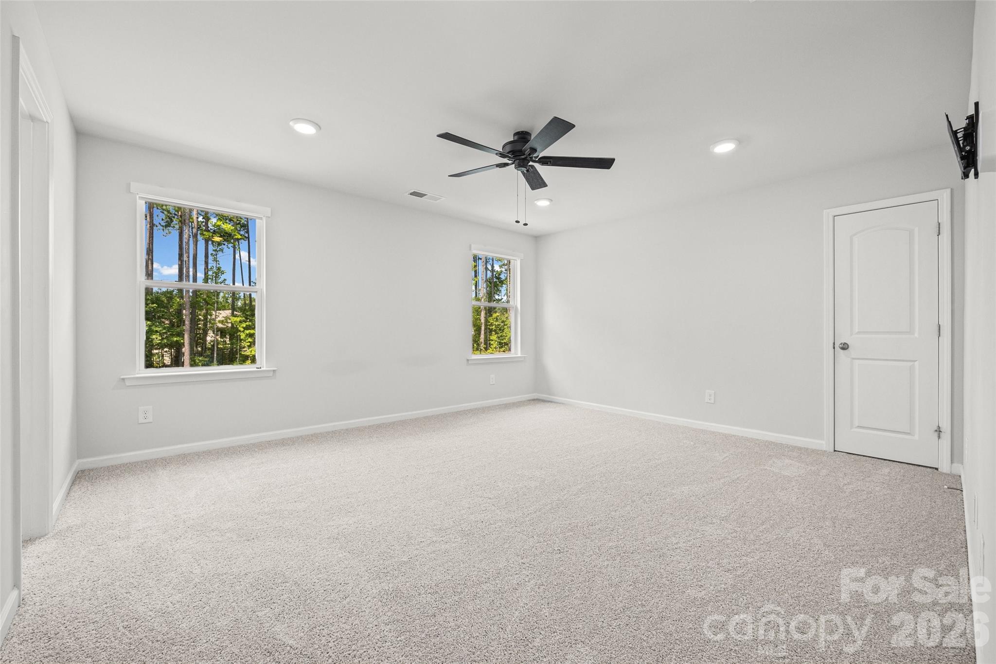 2225 Sussex Road Property Photo 26