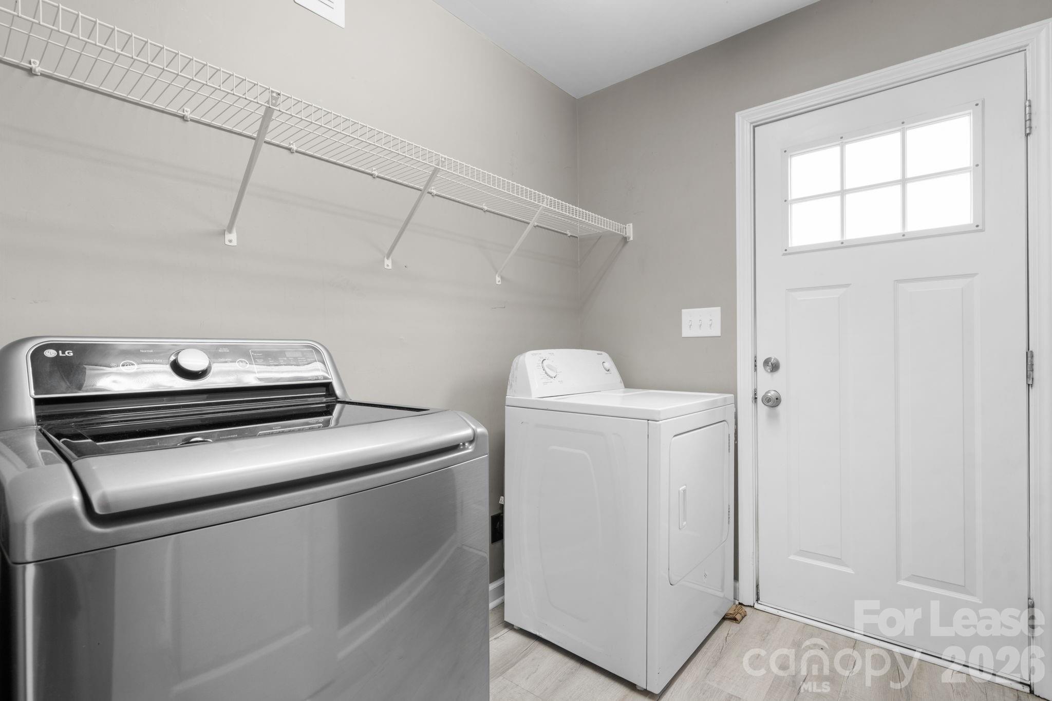 2407 Dellinger Drive Property Photo 12