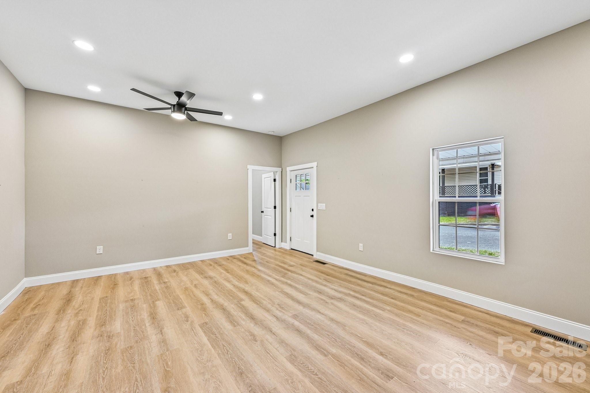 748 Efird Street Property Photo 4