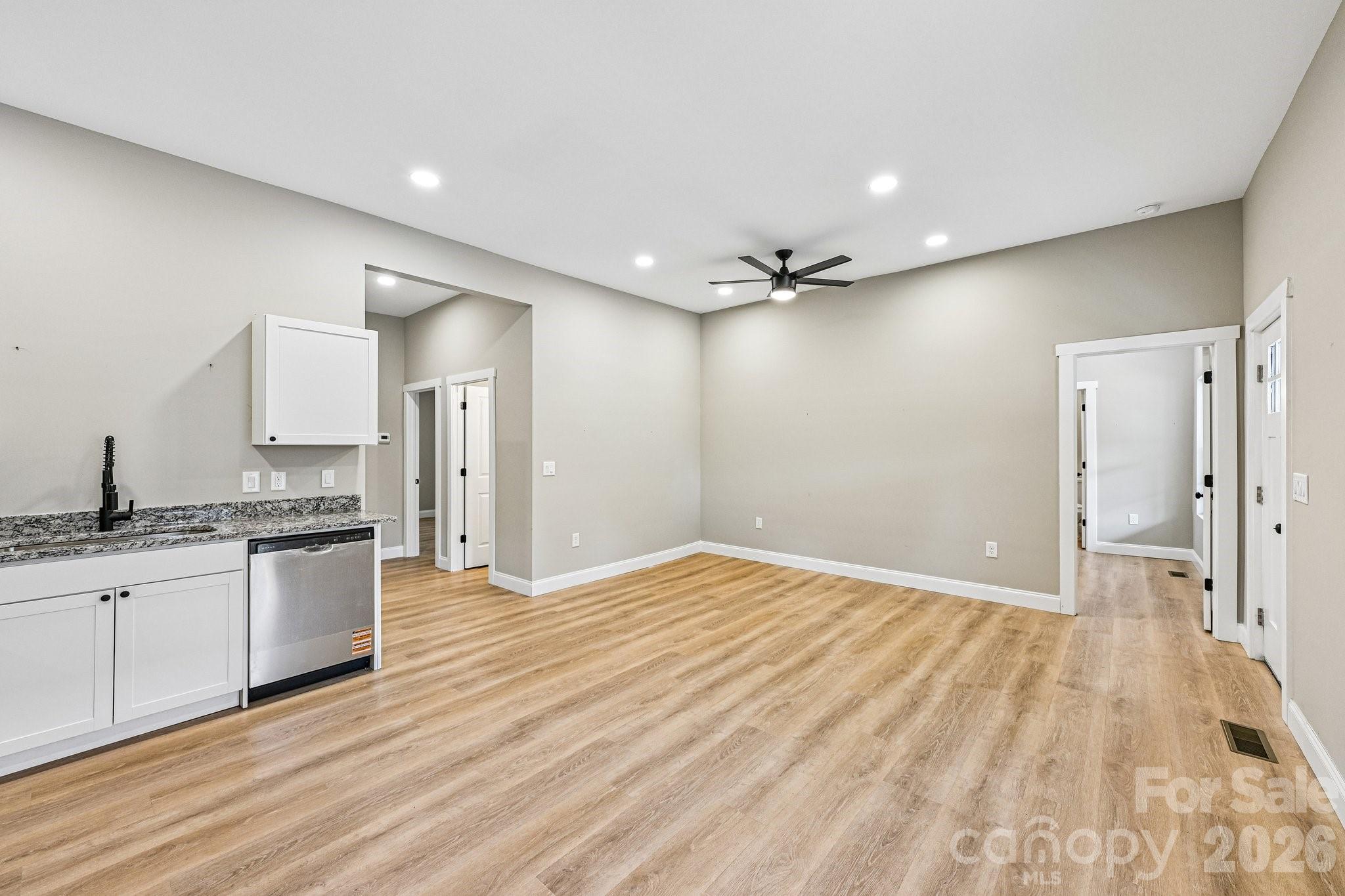 748 Efird Street Property Photo 6