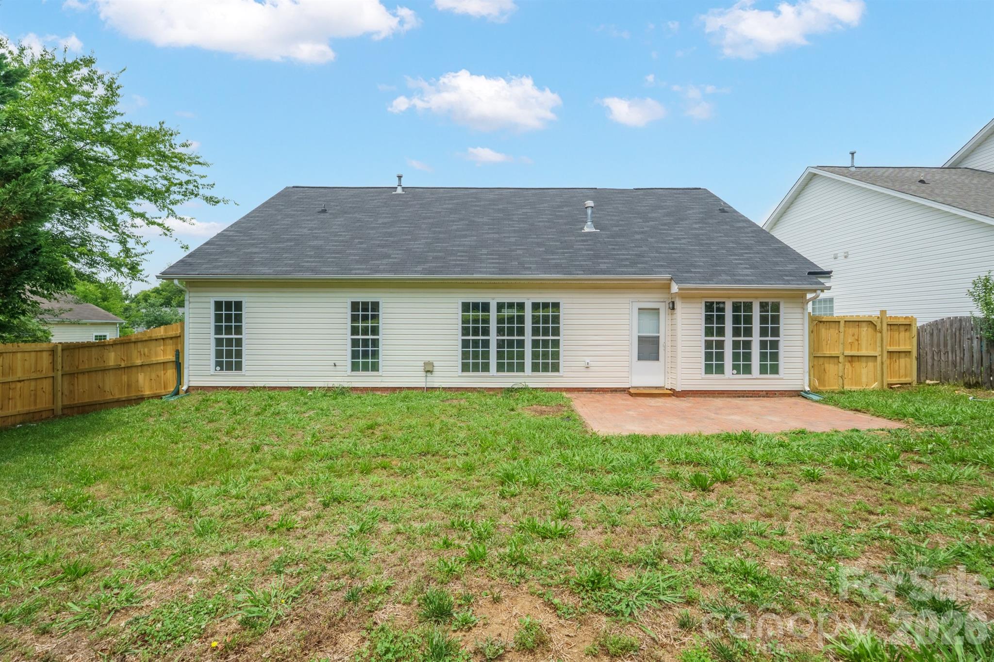 13409 Planters Row Drive Property Photo 3