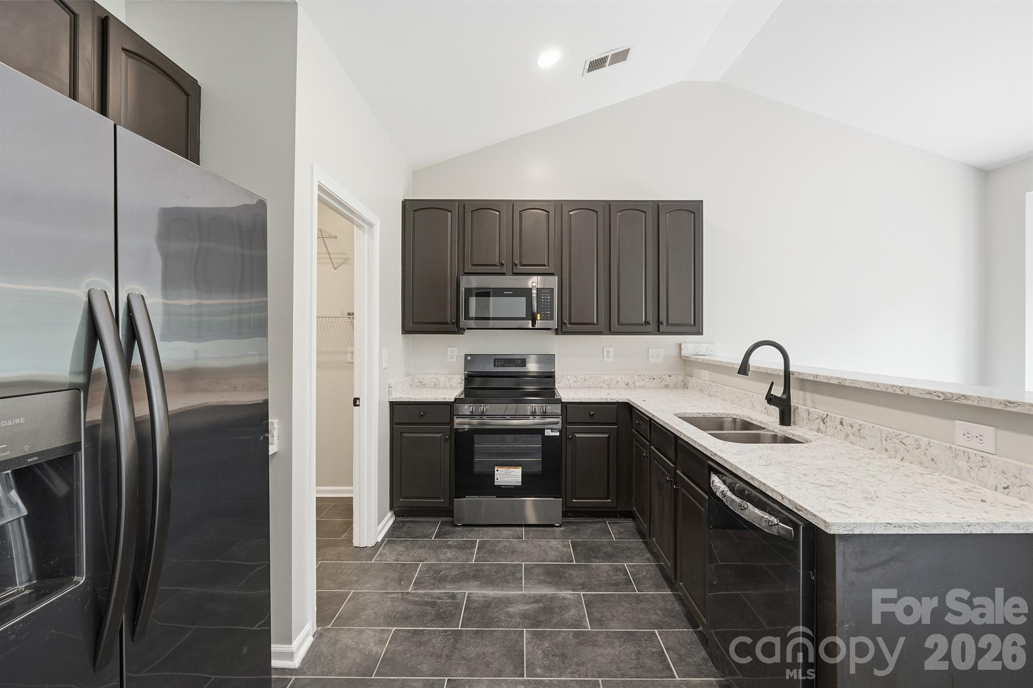 13409 Planters Row Drive Property Photo 13