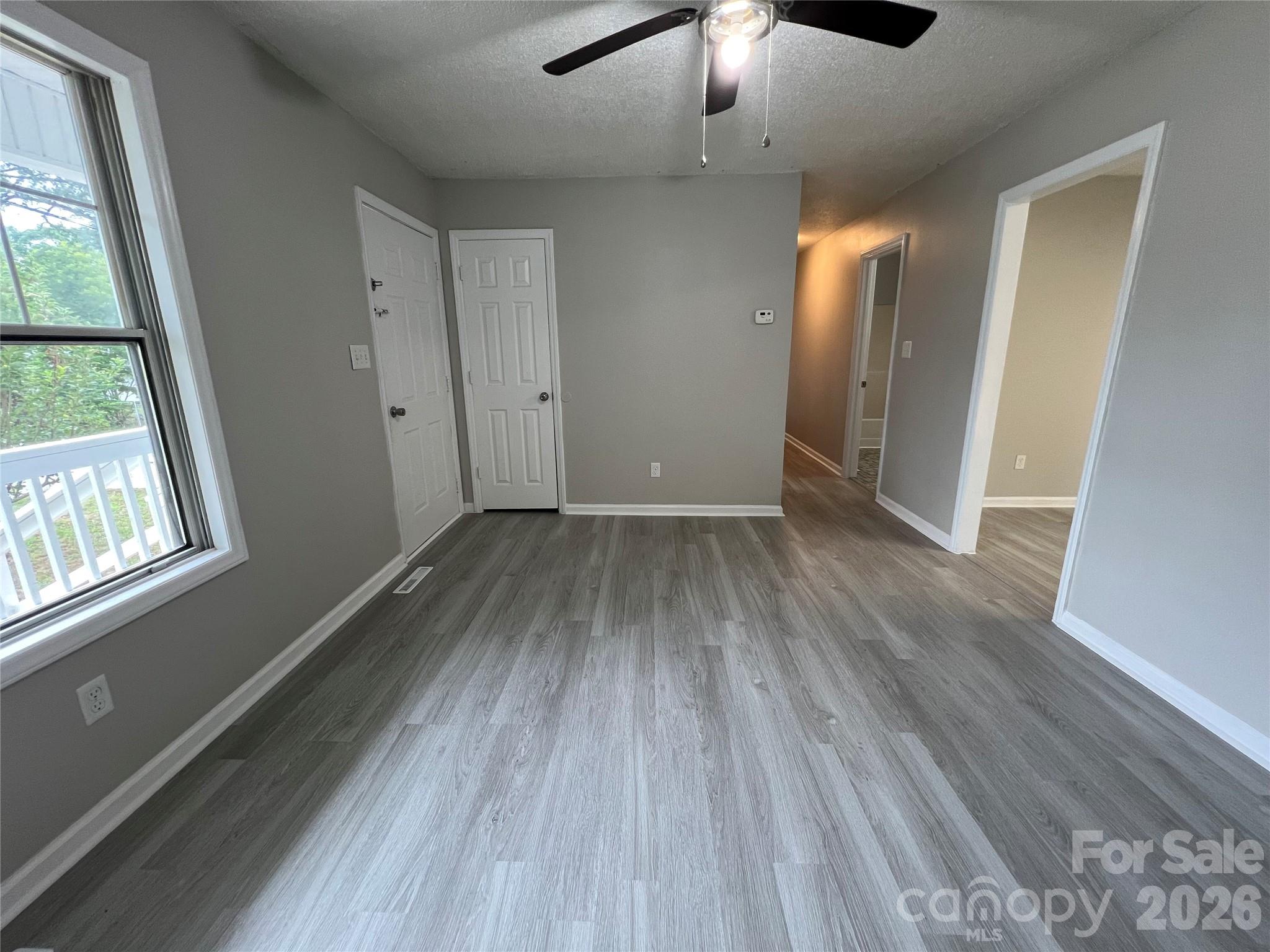 2200 Brookside Avenue Property Photo 9