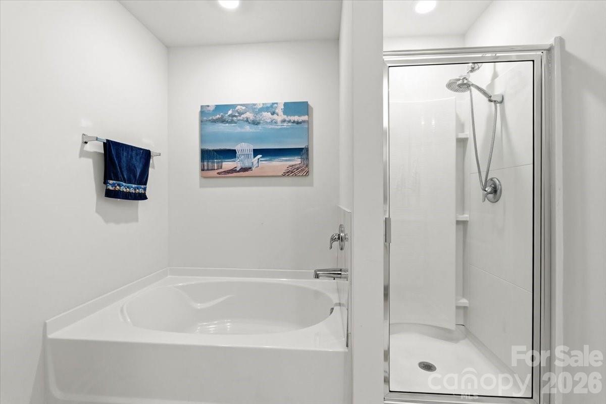 8022 Rowling Drive Property Photo 22