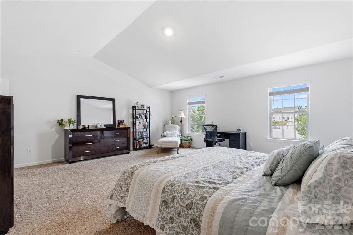 8022 Rowling Drive Property Photo 24