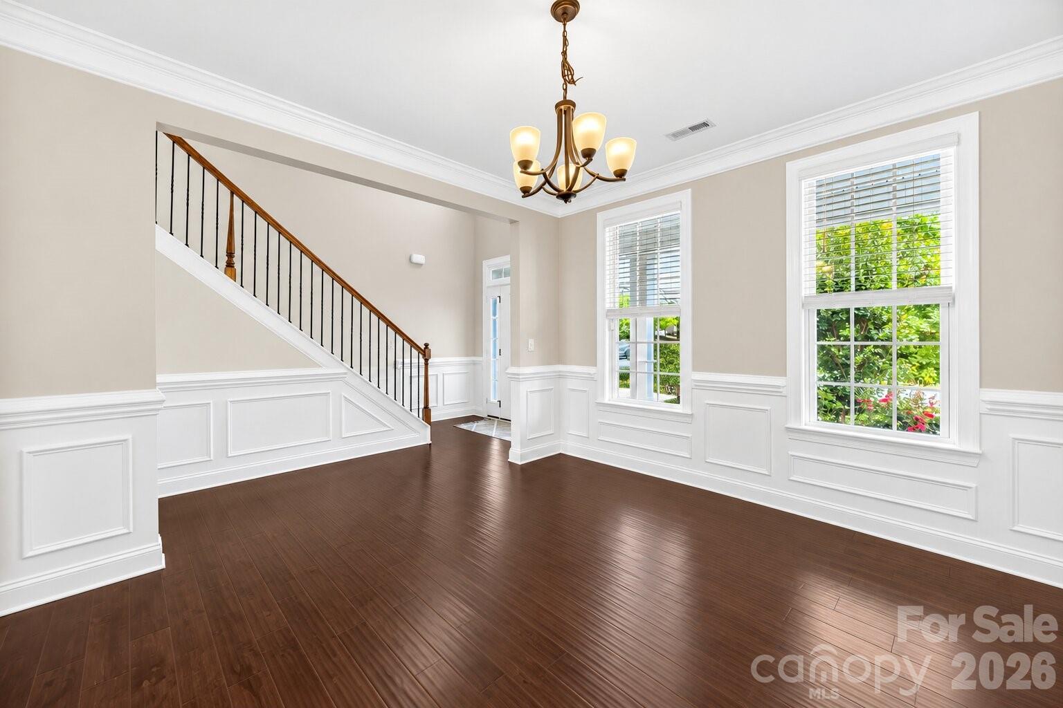 1518 Fieldwood Drive Property Photo 4