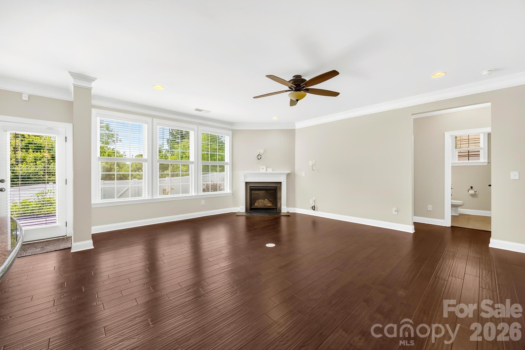 1518 Fieldwood Drive Property Photo 7