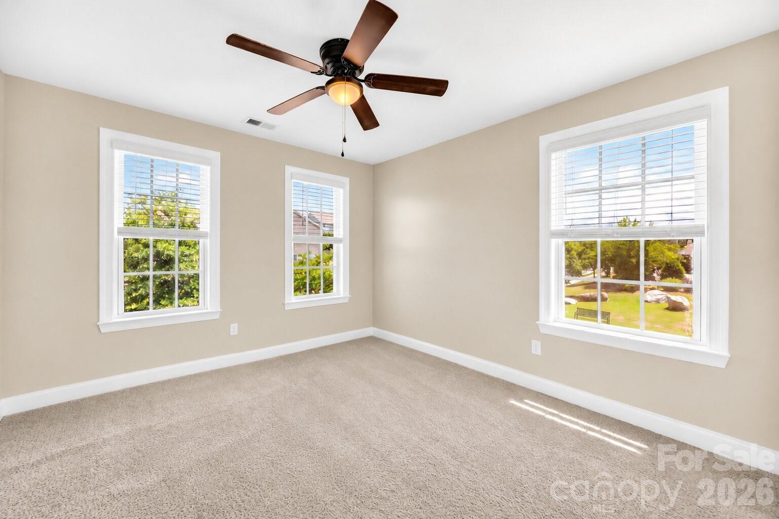 1518 Fieldwood Drive Property Photo 23