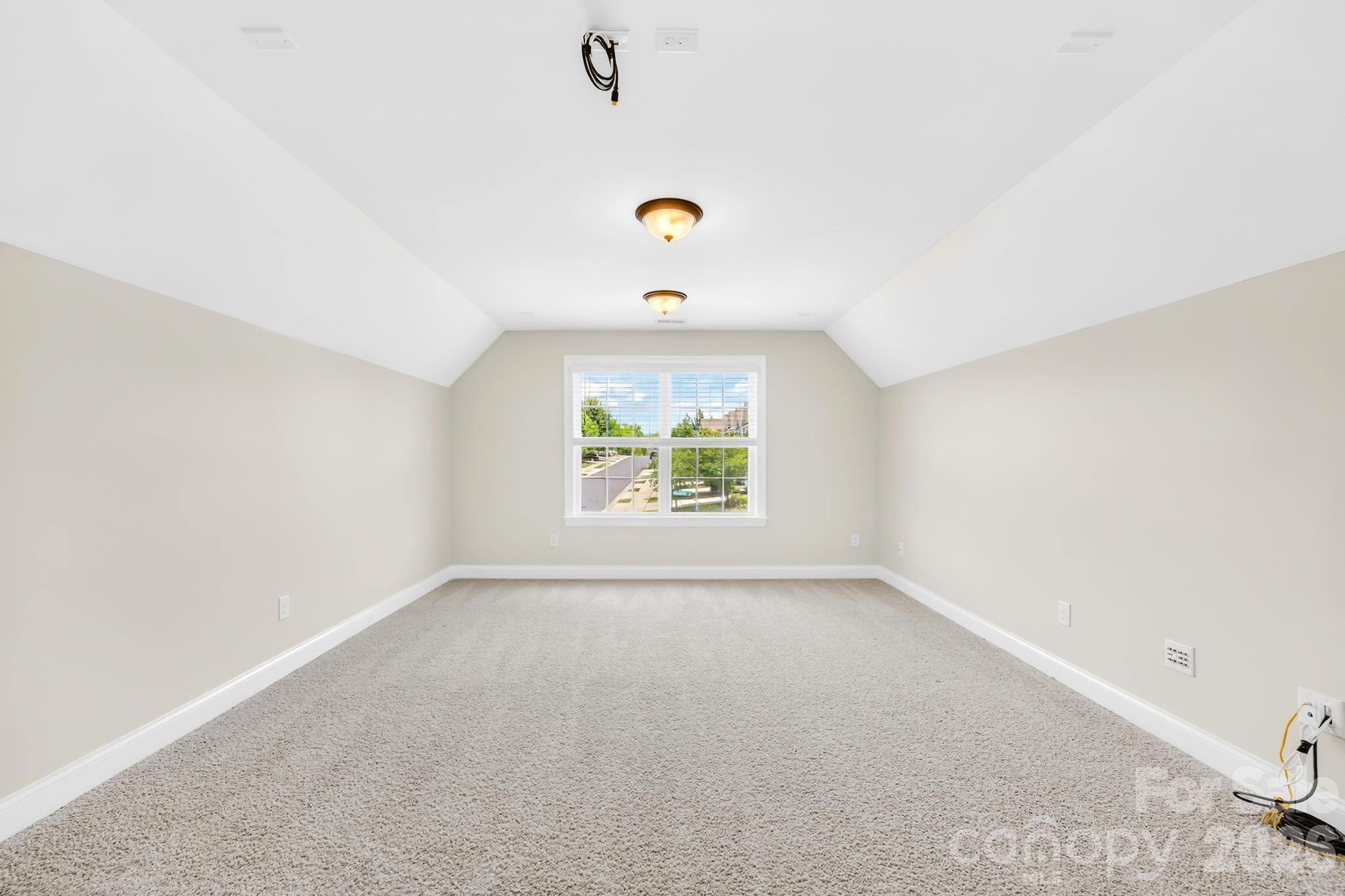 1518 Fieldwood Drive Property Photo 29