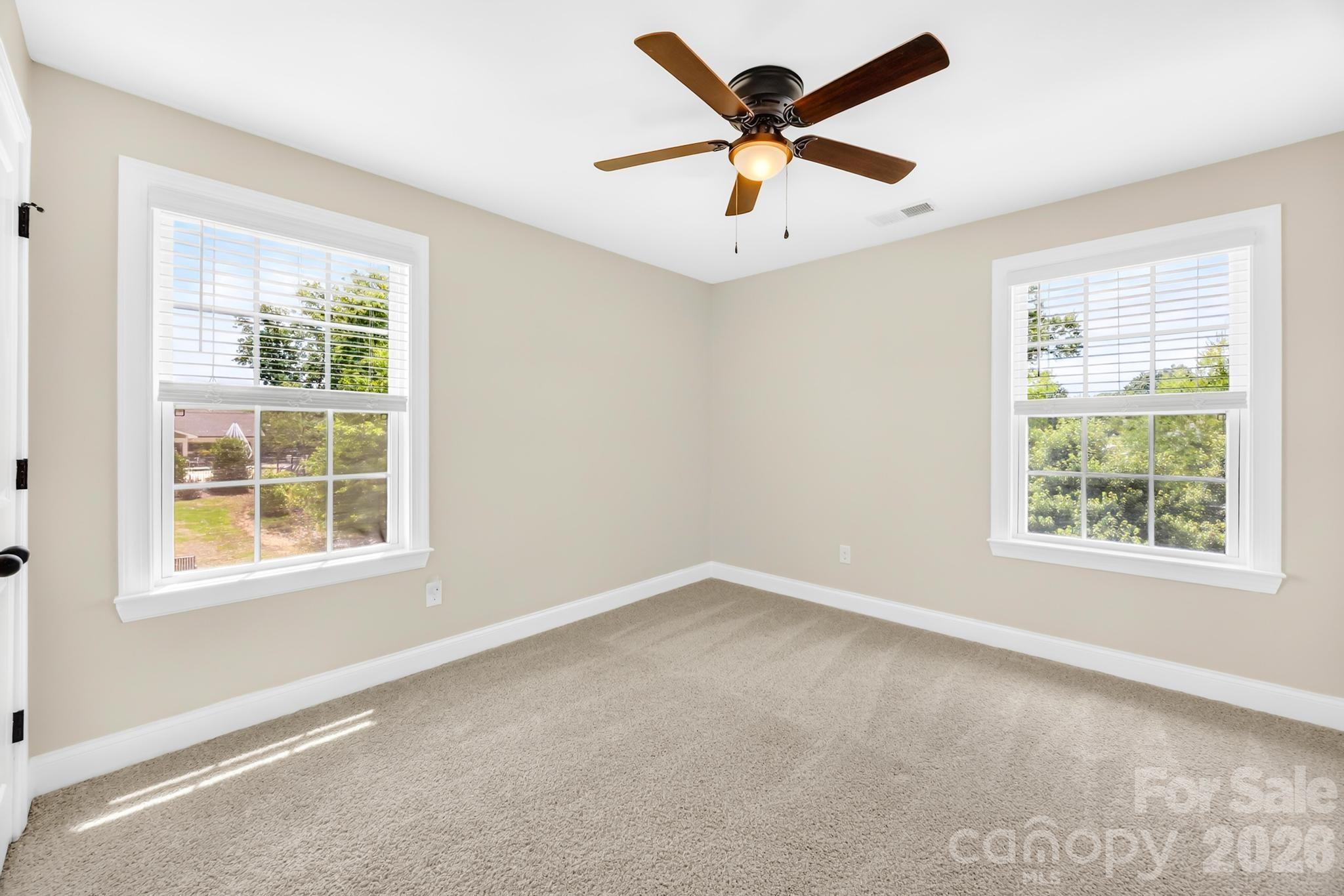 1518 Fieldwood Drive Property Photo 33