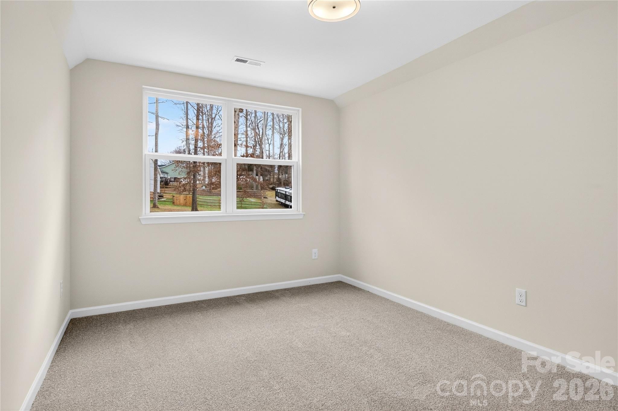 229 Shenandoah Loop Property Photo 25