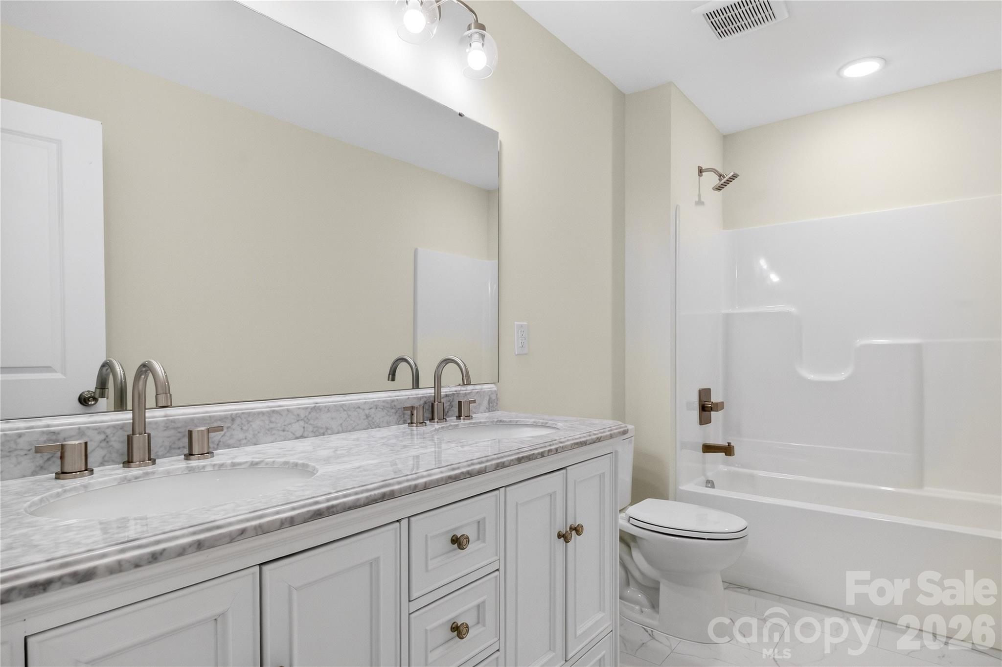 229 Shenandoah Loop Property Photo 26
