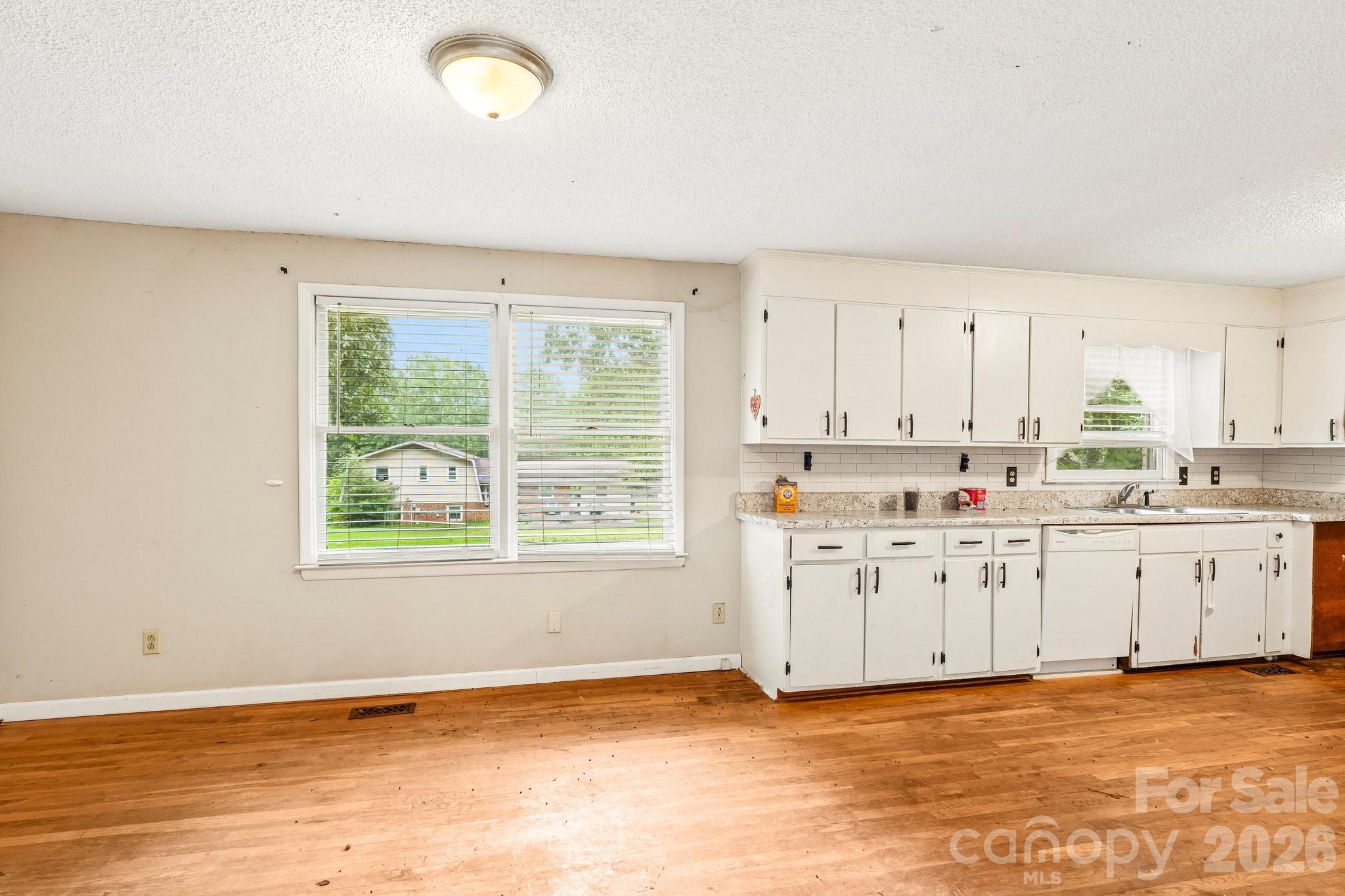 2130 23rd Street Place Property Photo 10