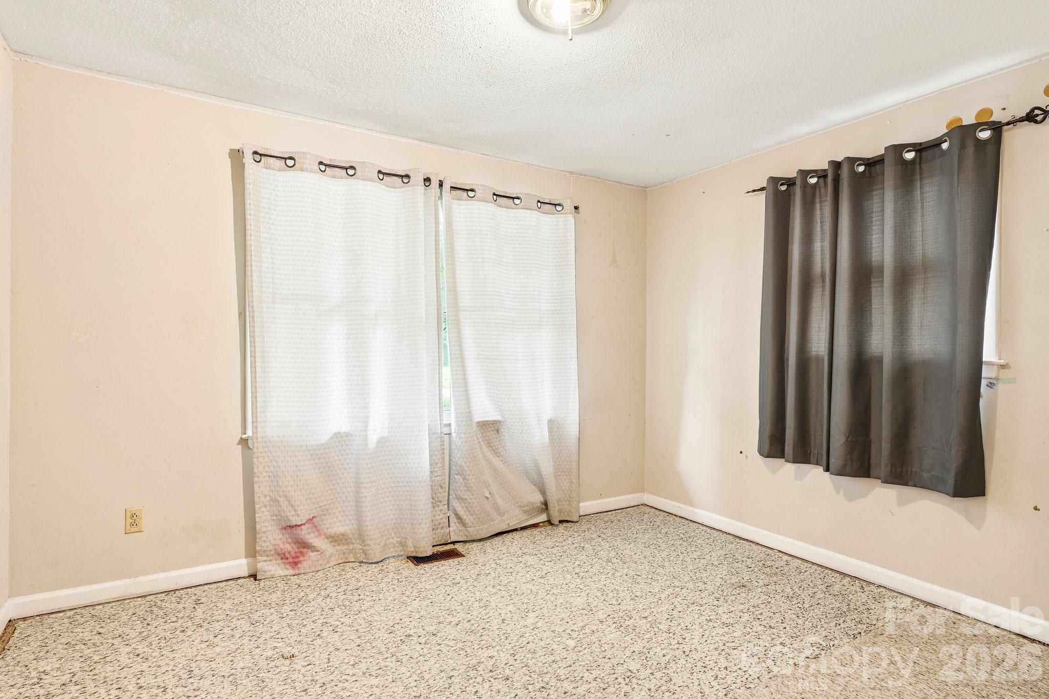 2130 23rd Street Place Property Photo 17