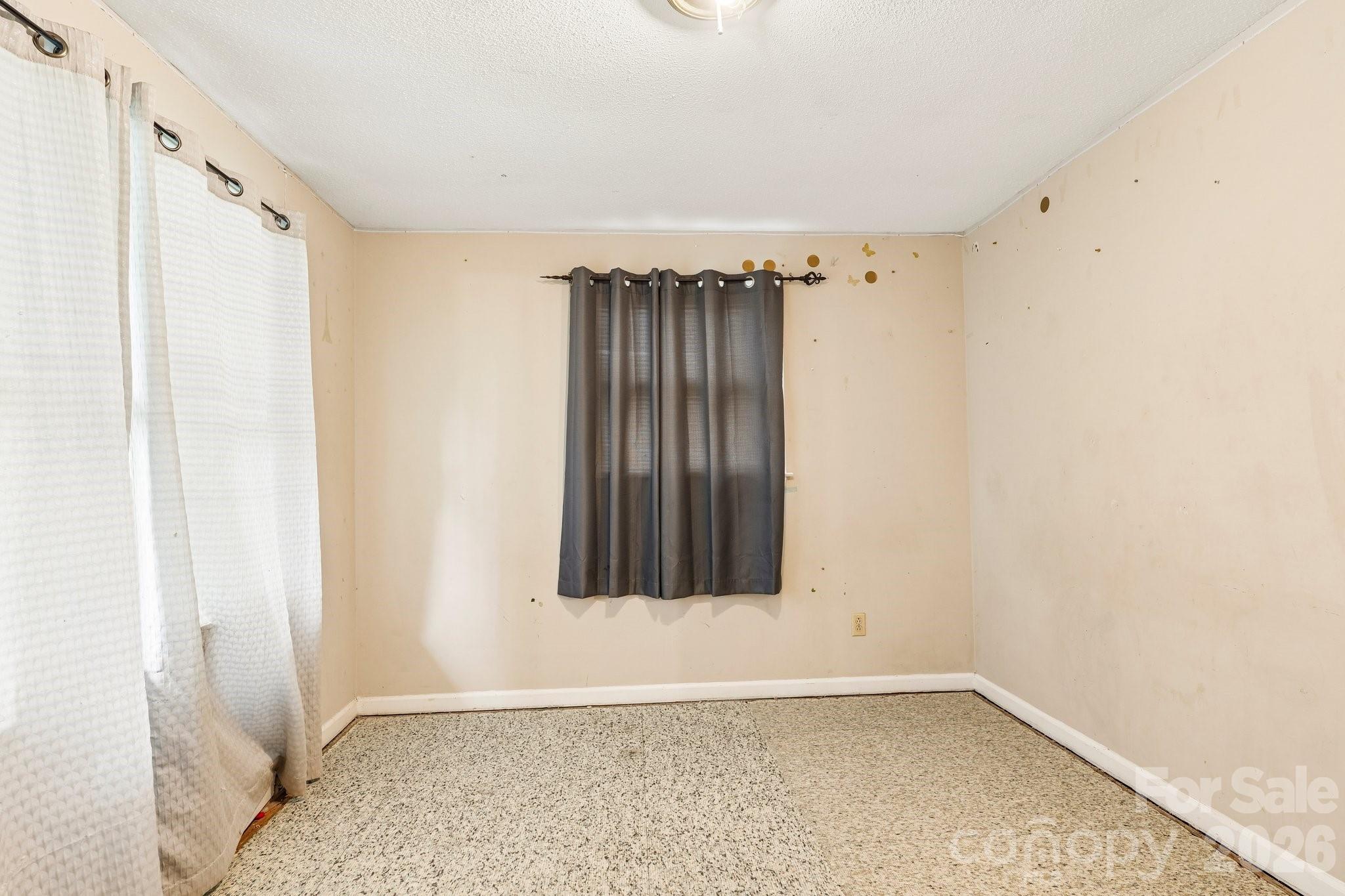 2130 23rd Street Place Property Photo 18