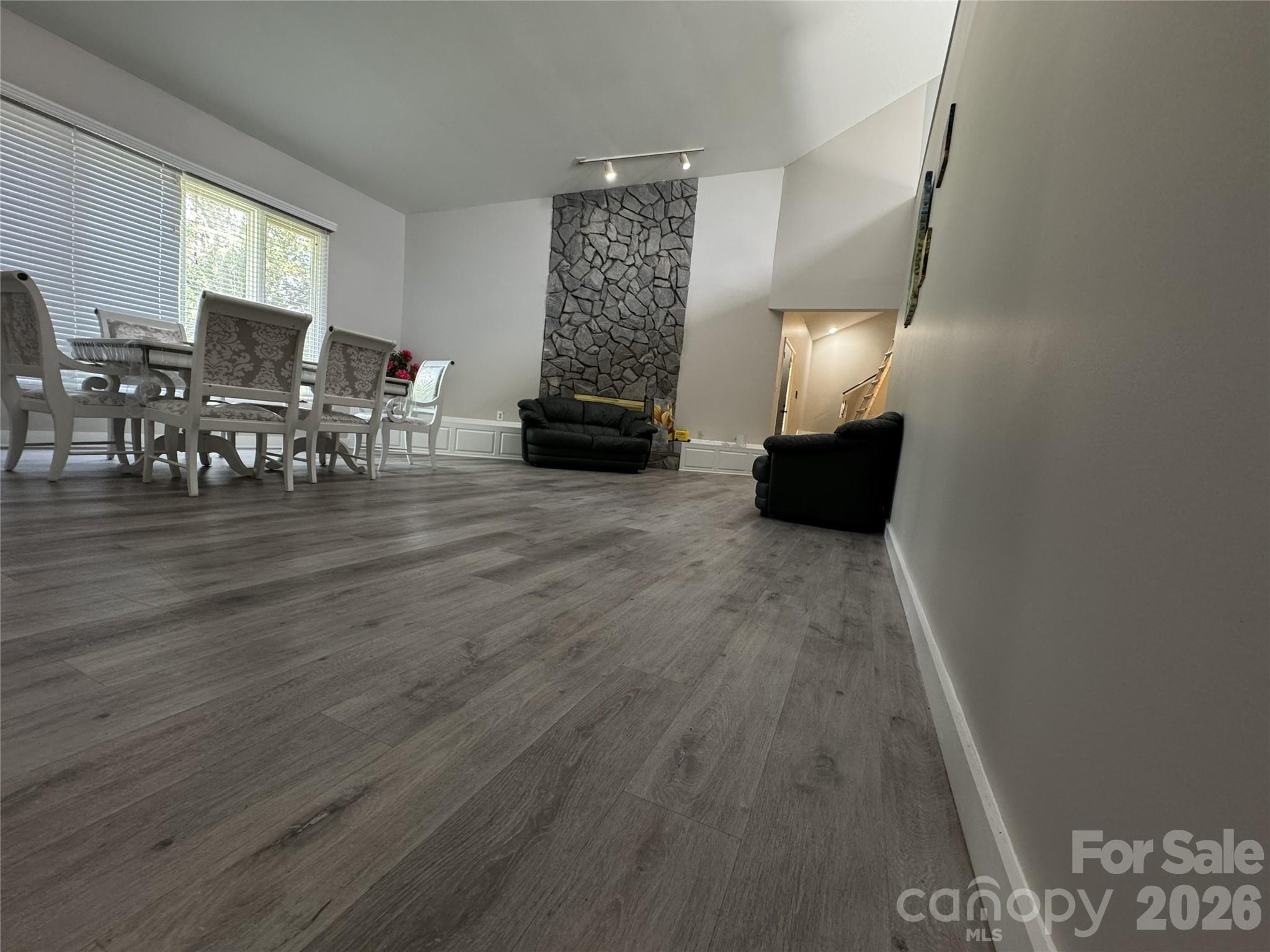 7825 Plott Road Property Photo 12