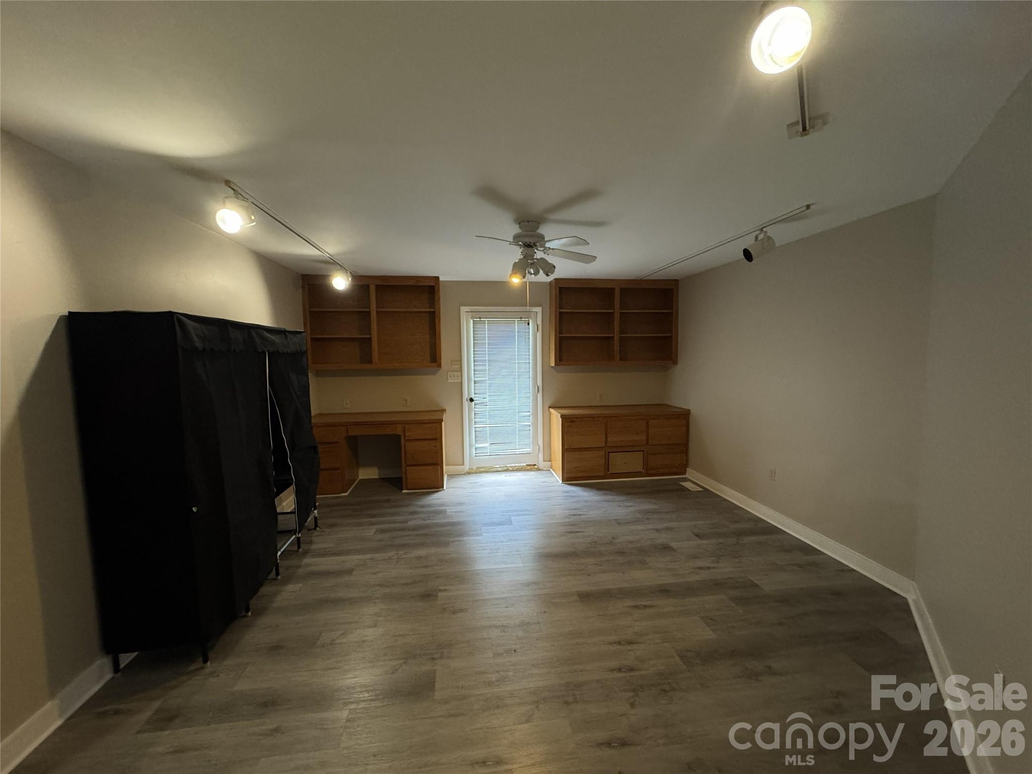 7825 Plott Road Property Photo 15