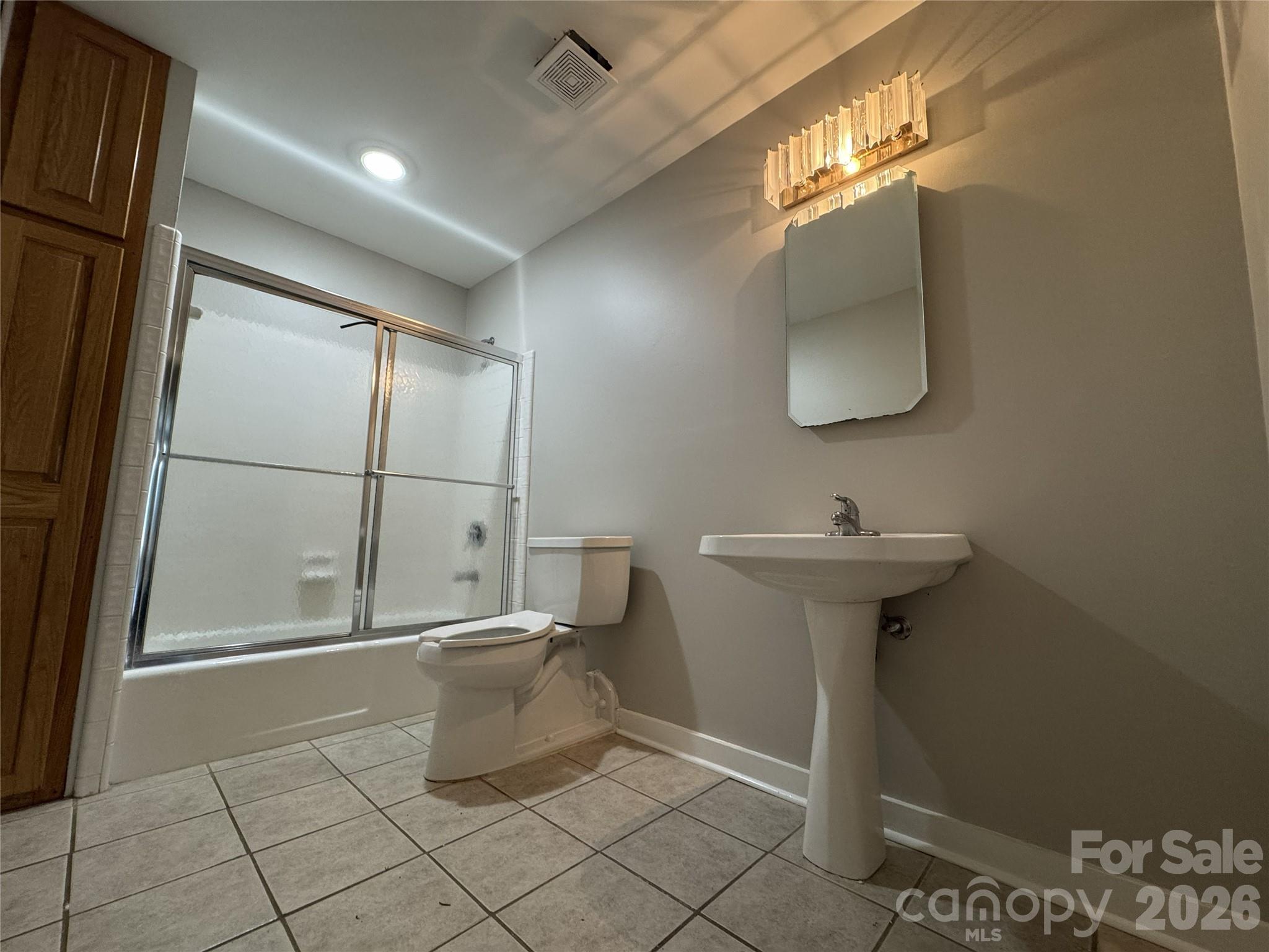 7825 Plott Road Property Photo 17