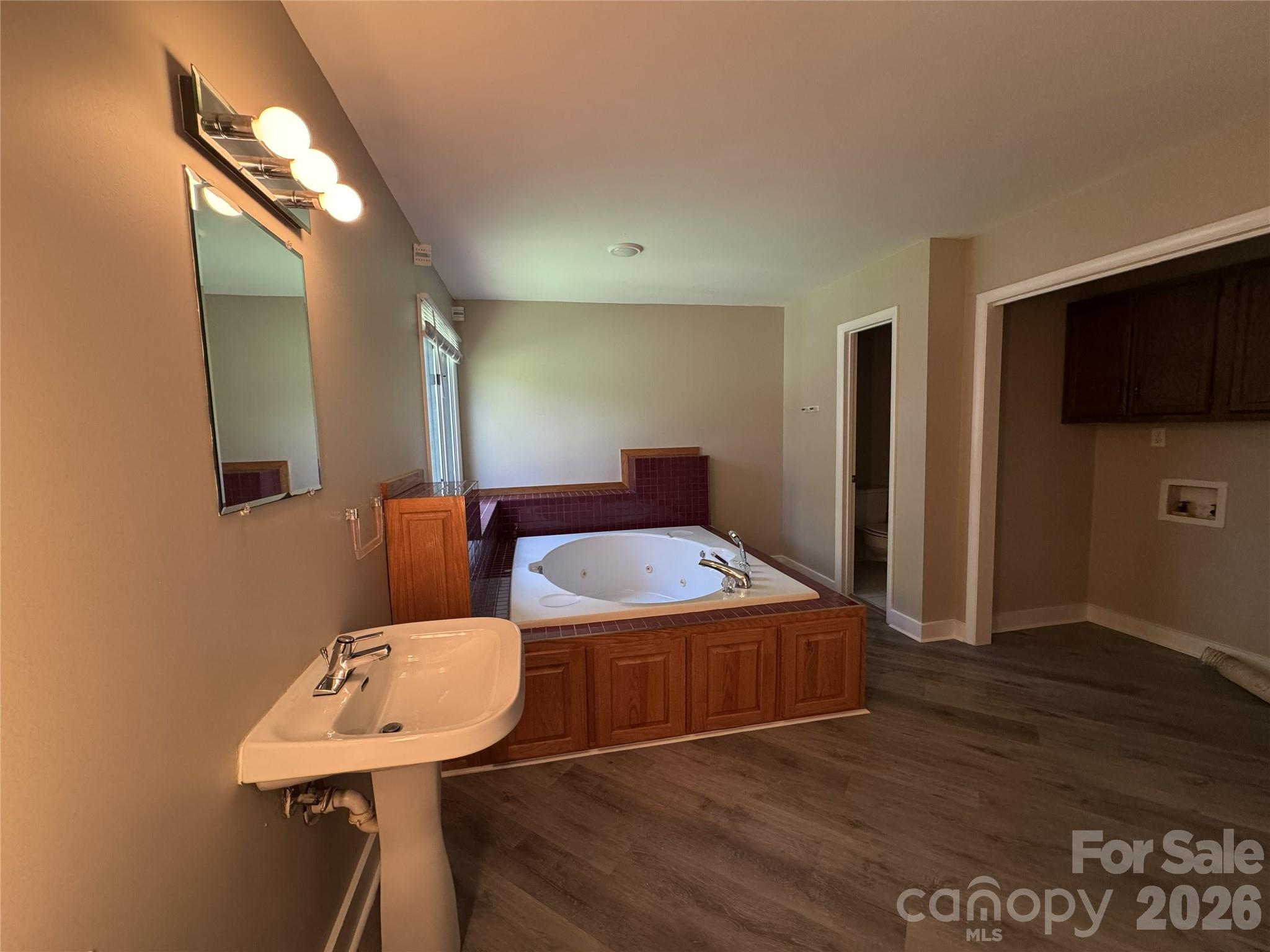7825 Plott Road Property Photo 26