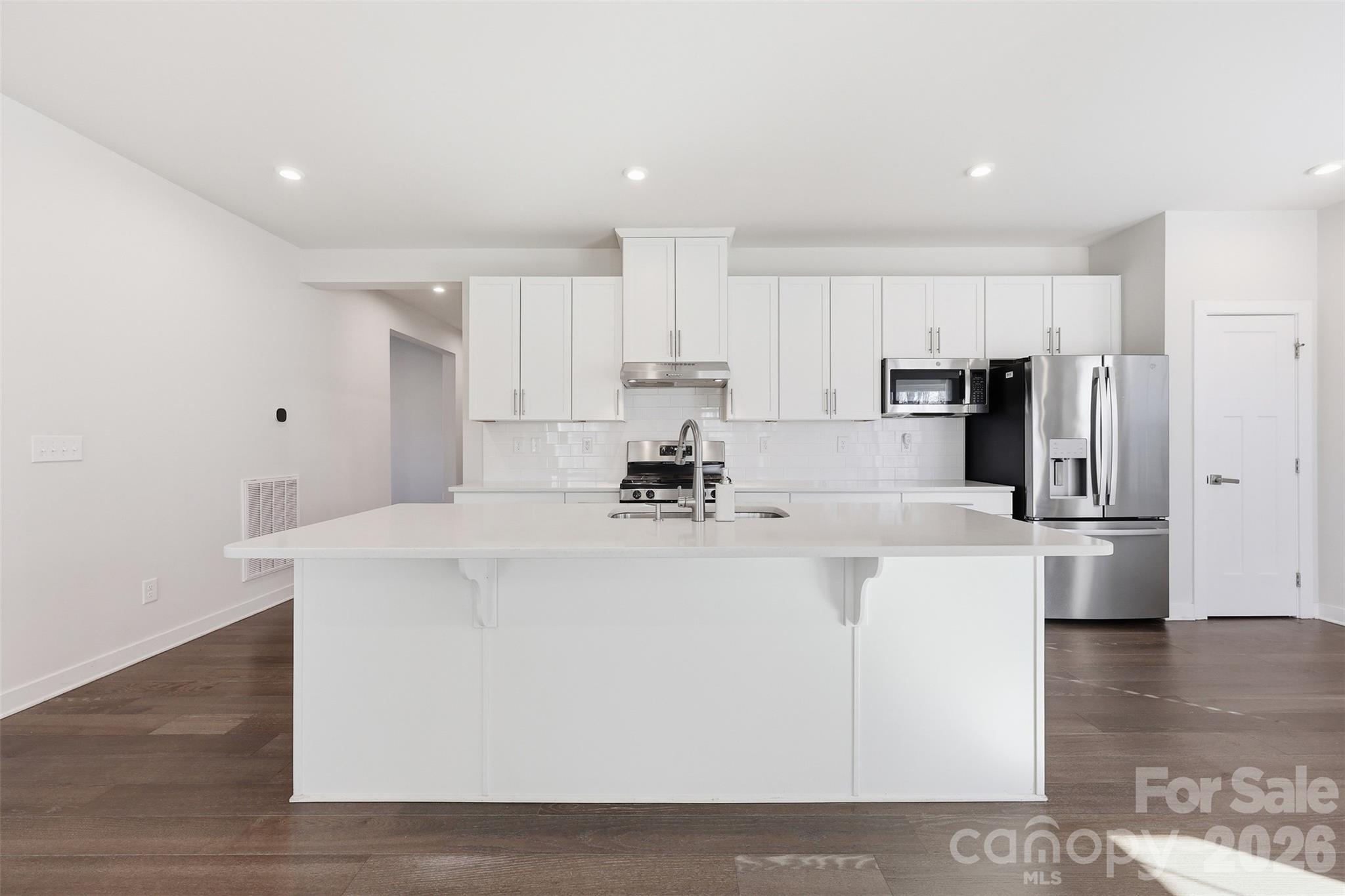 6334 Cambridge Drive Property Photo 16