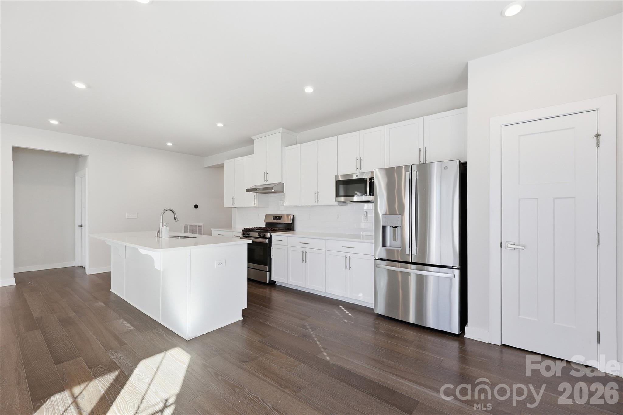 6334 Cambridge Drive Property Photo 20