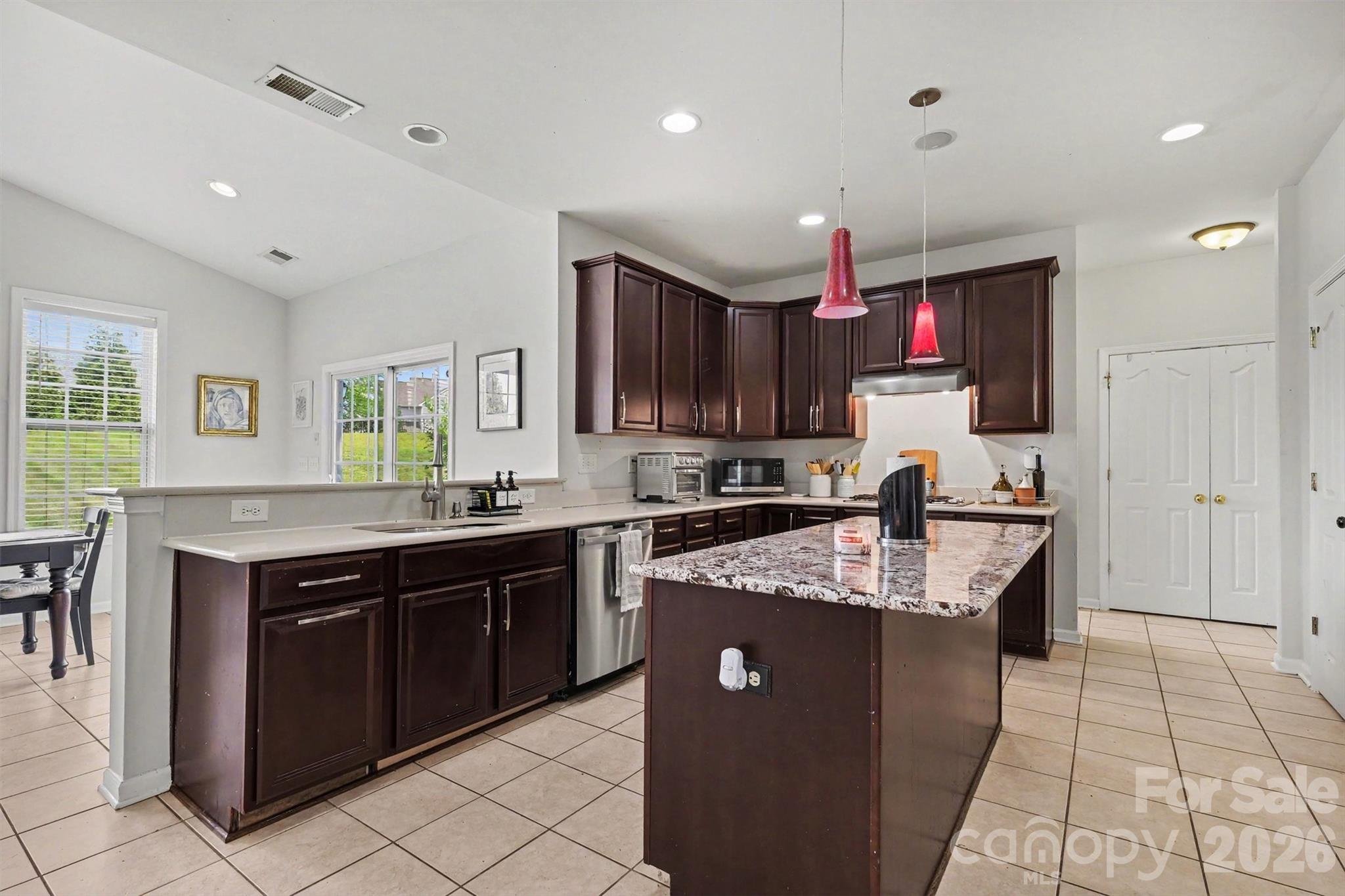 4396 Foxfield Court Property Photo 13