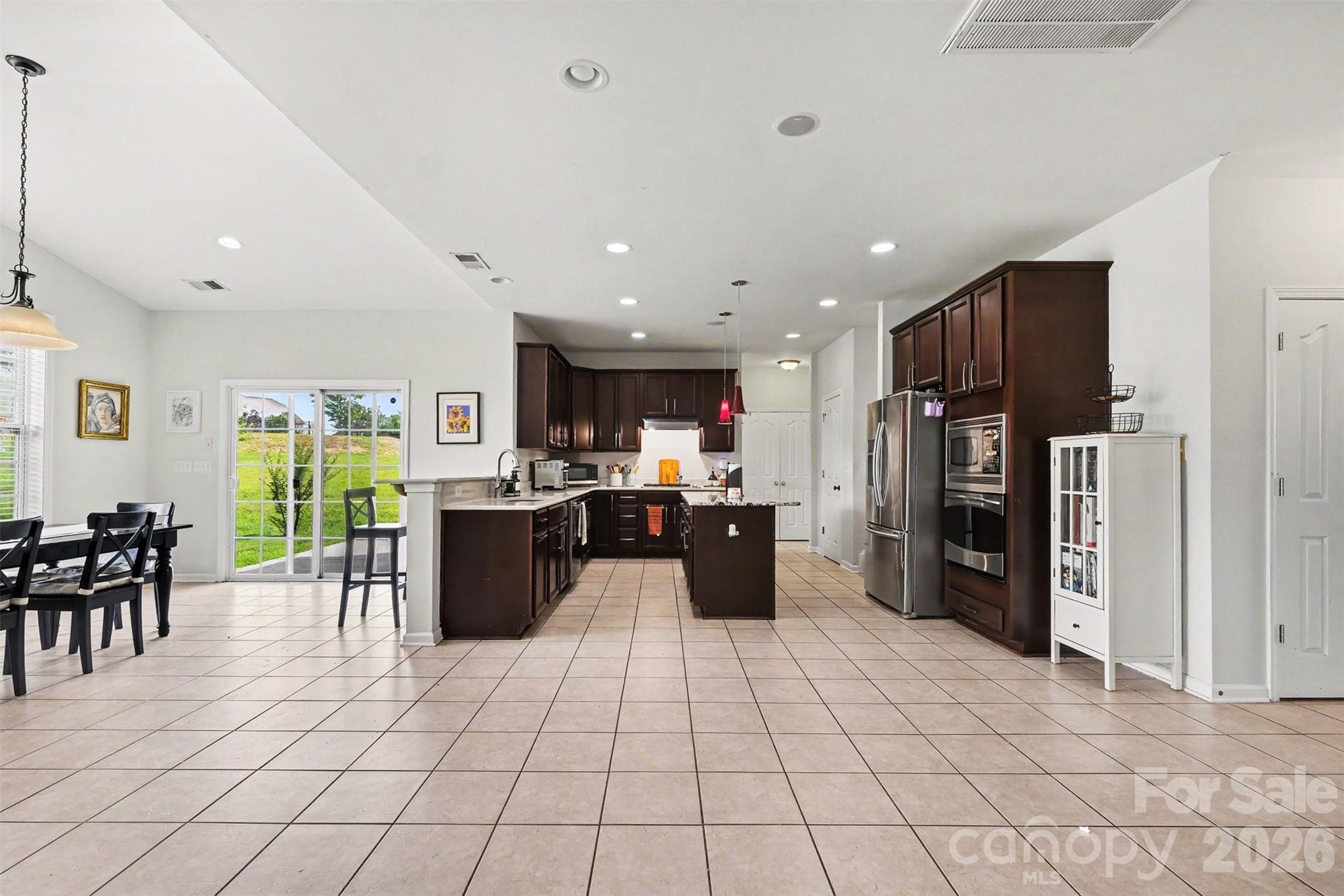 4396 Foxfield Court Property Photo 14