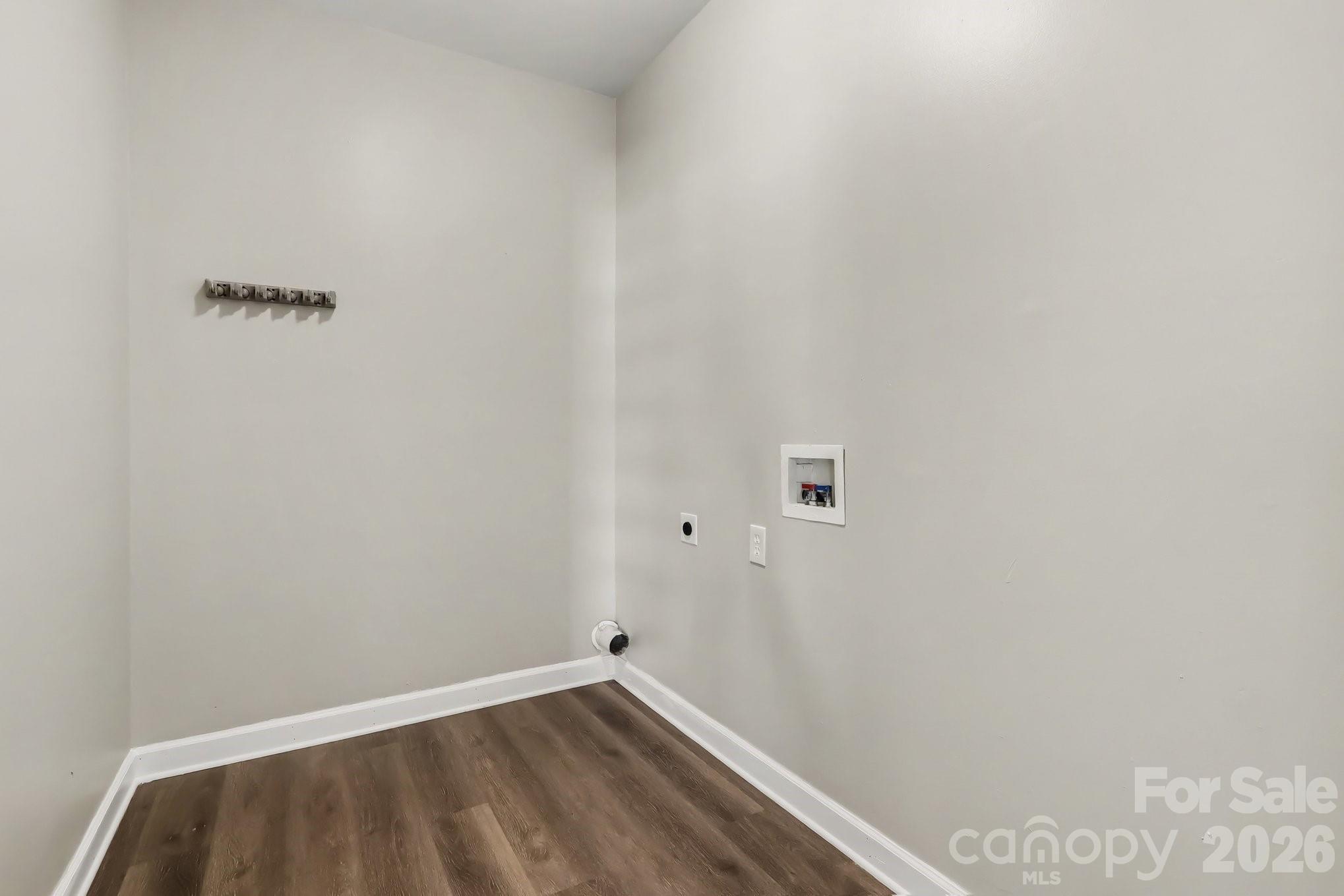 8120 Nikki Cole Drive Property Photo 25