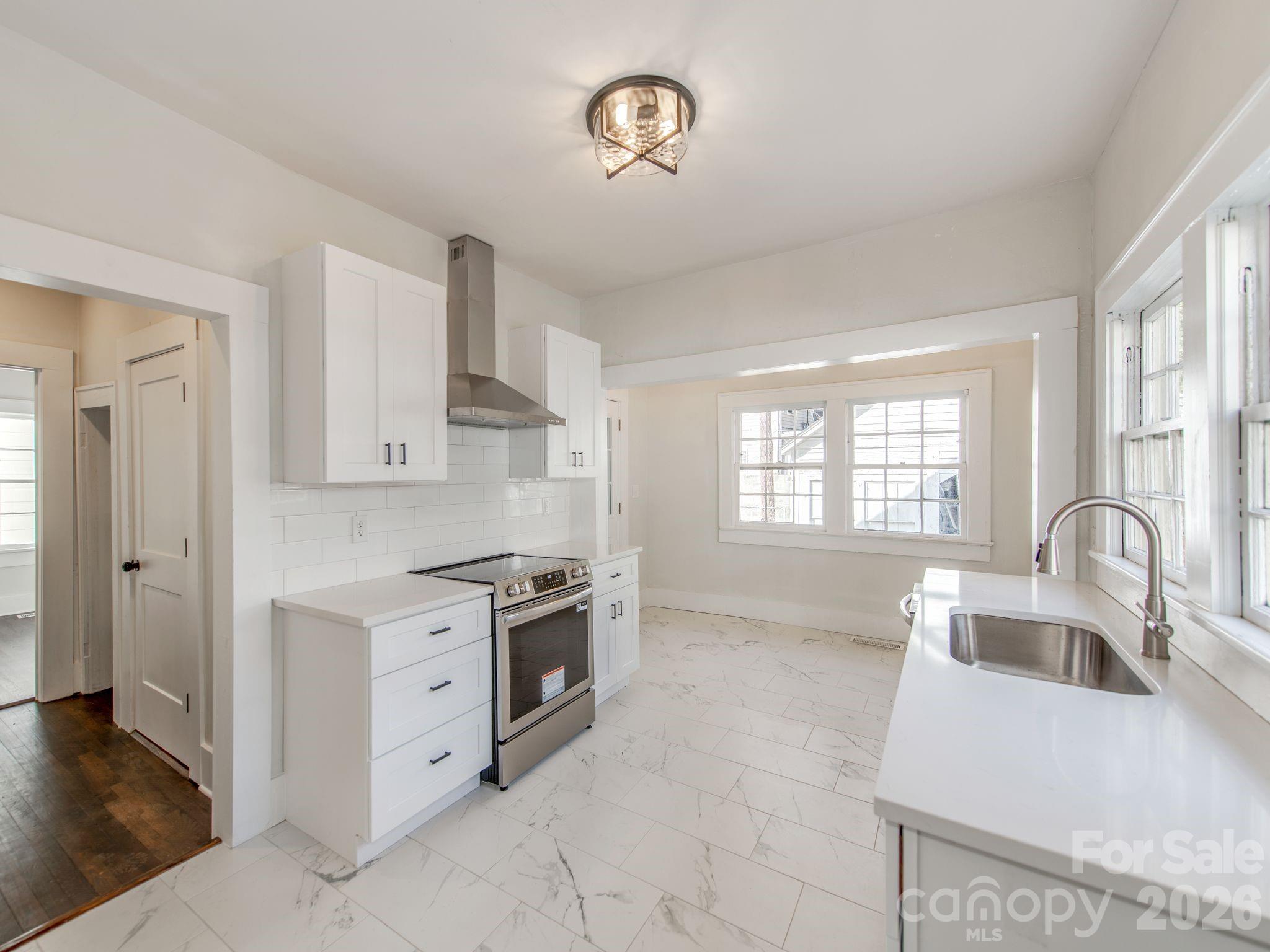 518 5th Avenue Property Photo 9