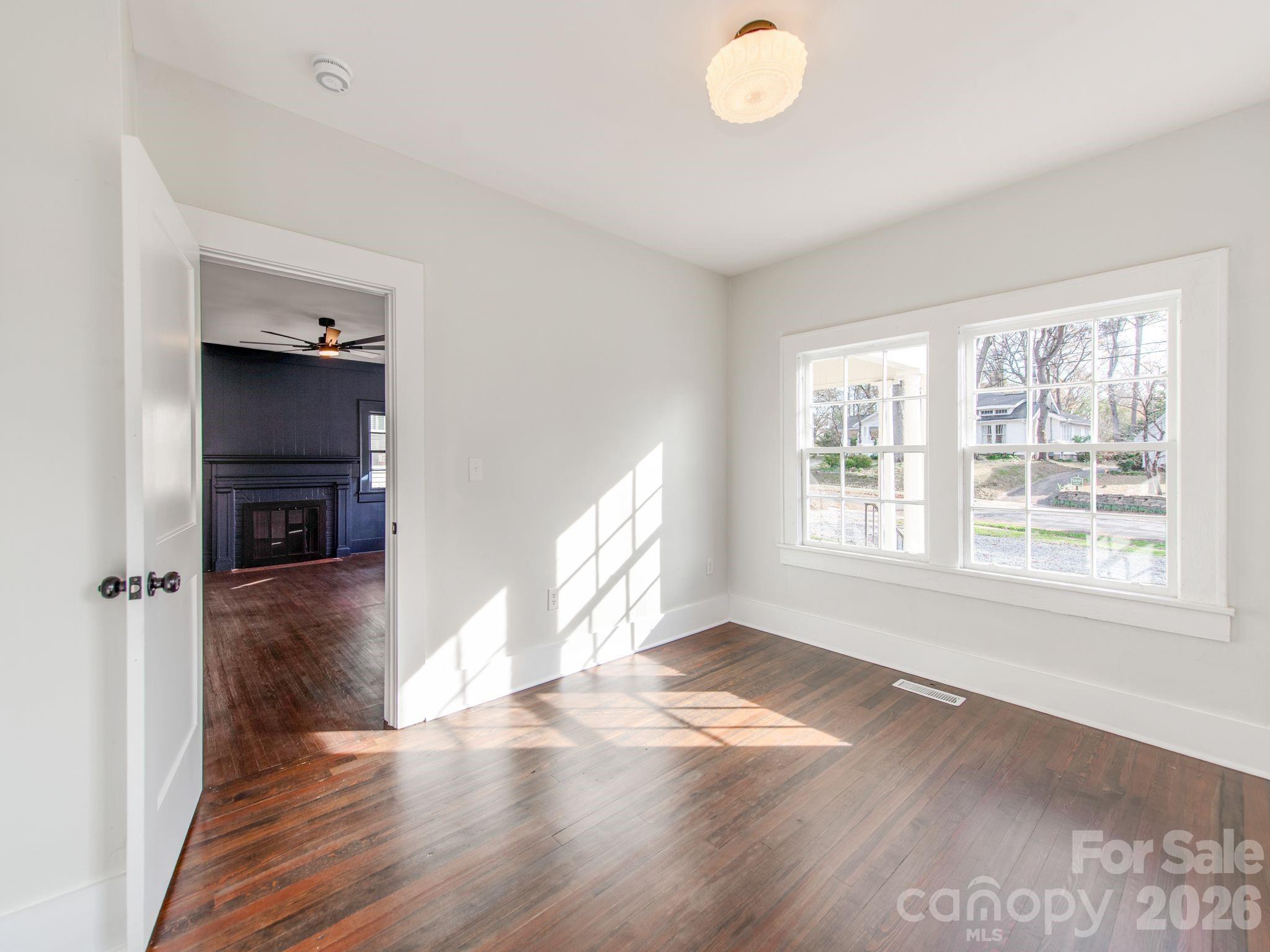 518 5th Avenue Property Photo 12