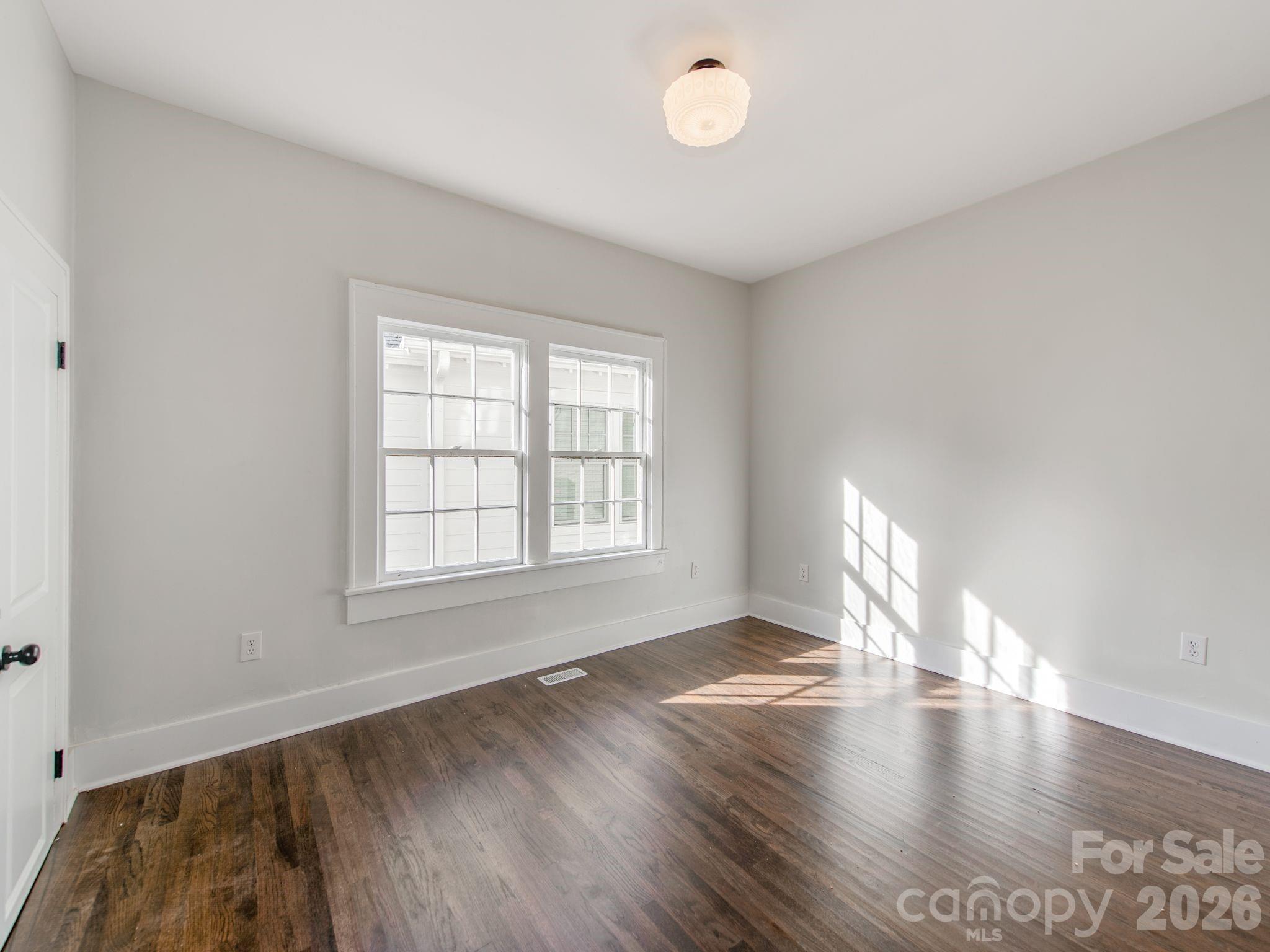 518 5th Avenue Property Photo 13