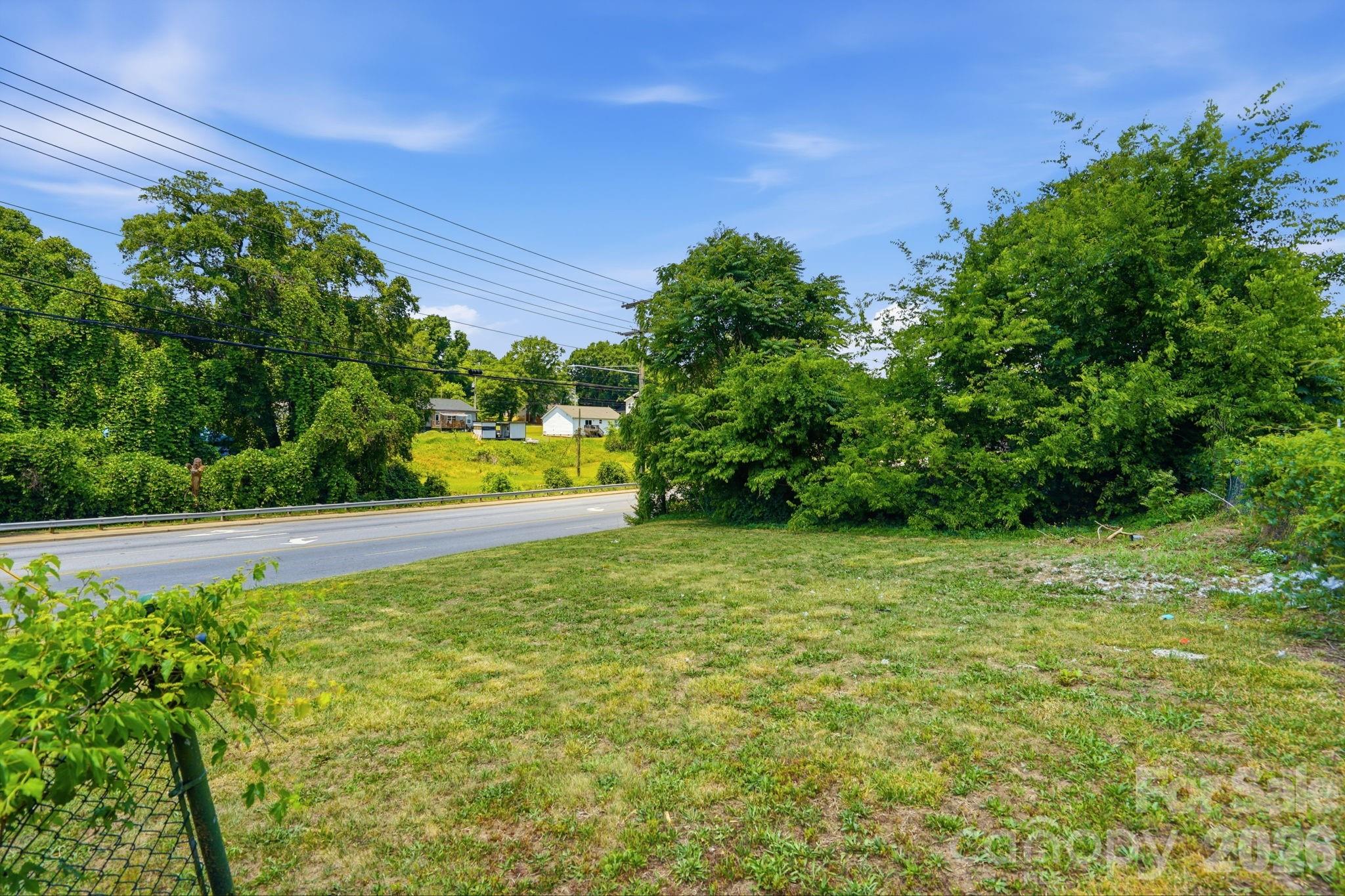 412 W Davidson Avenue Property Photo 7