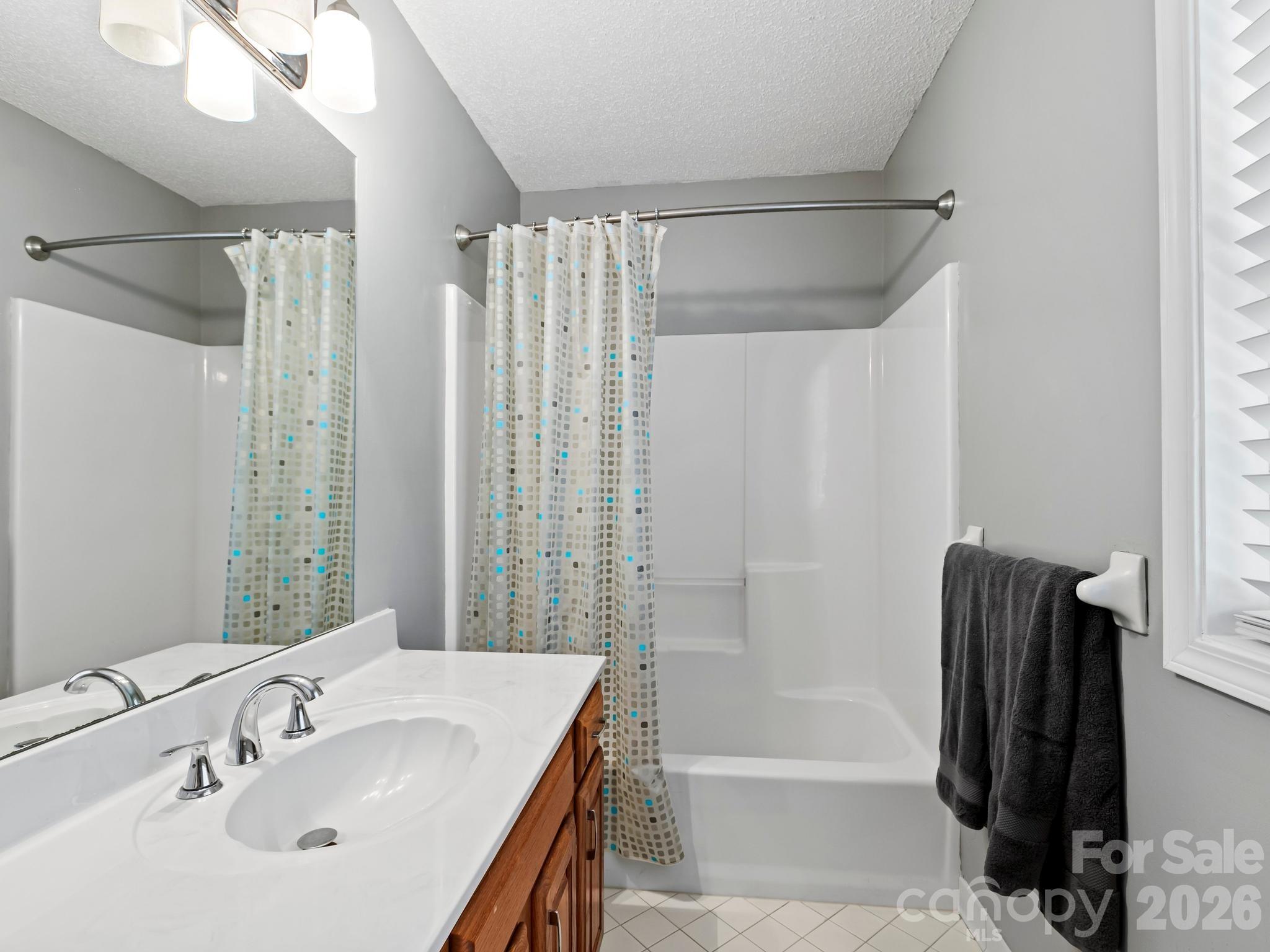 302 Shadecrest Lane Property Photo 27