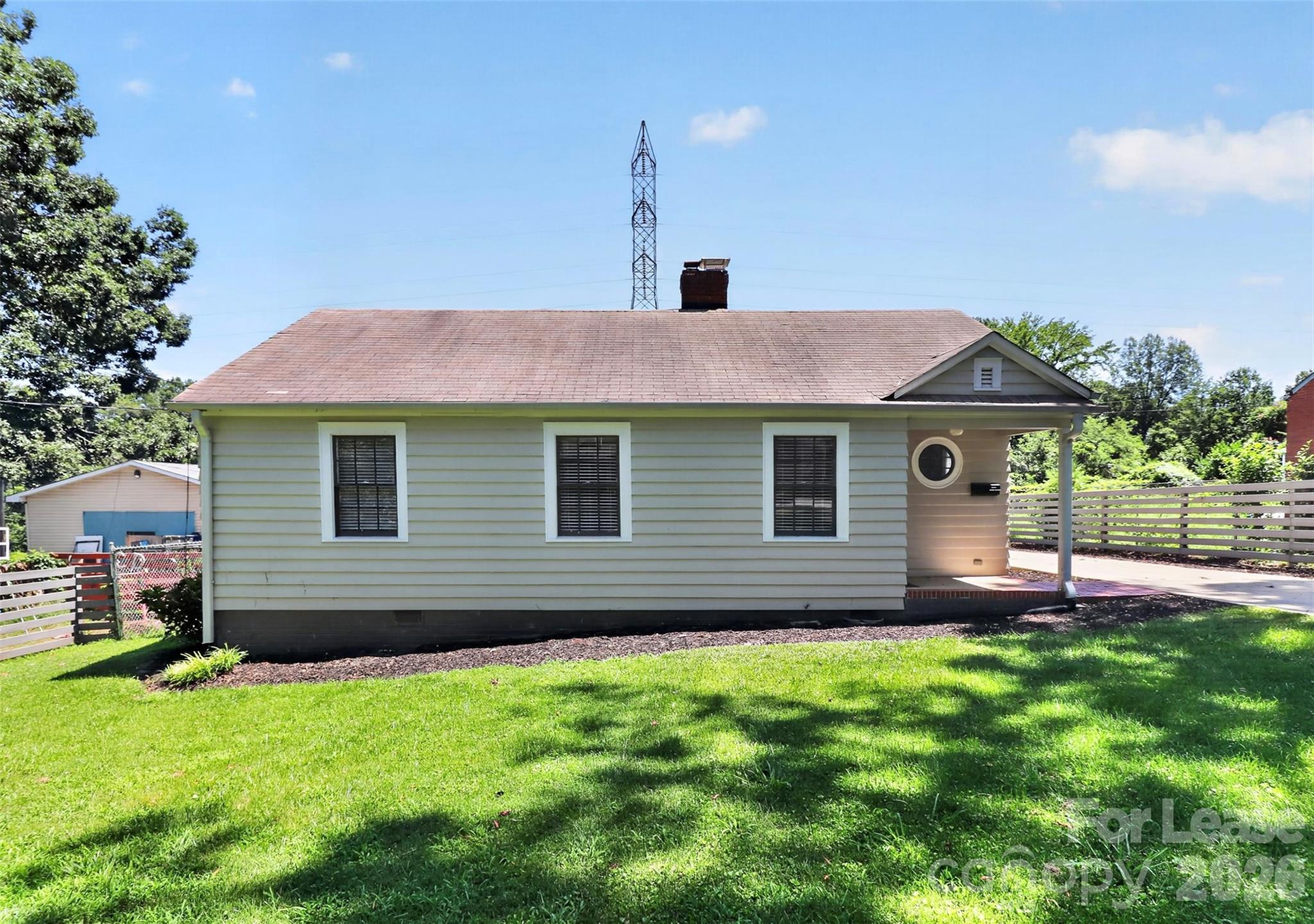 2019 Highland Street Property Photo 2