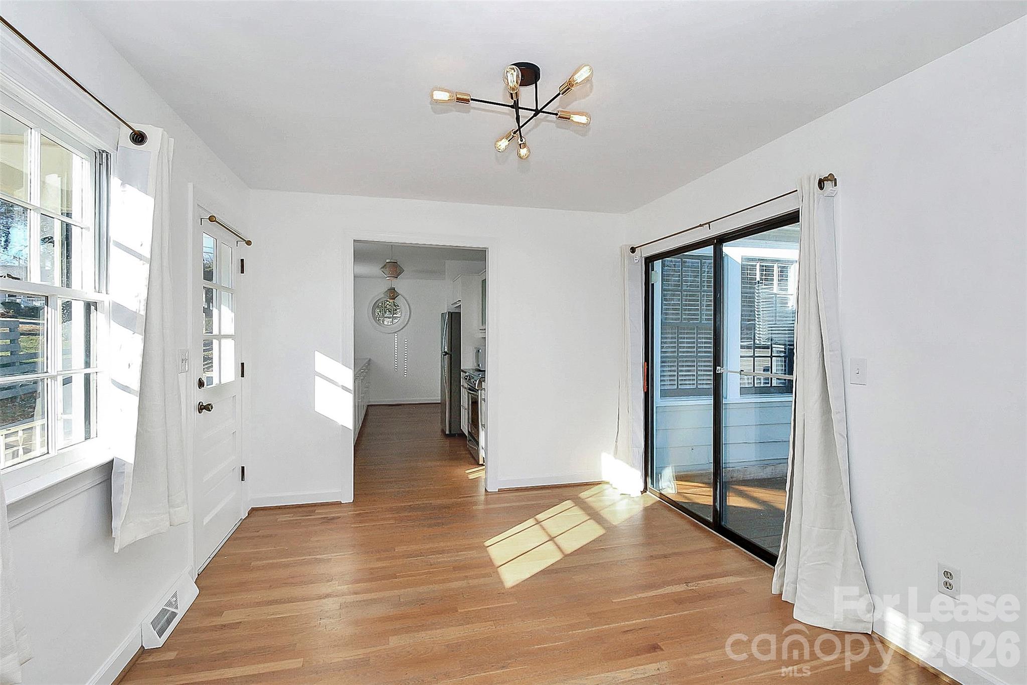 2019 Highland Street Property Photo 17
