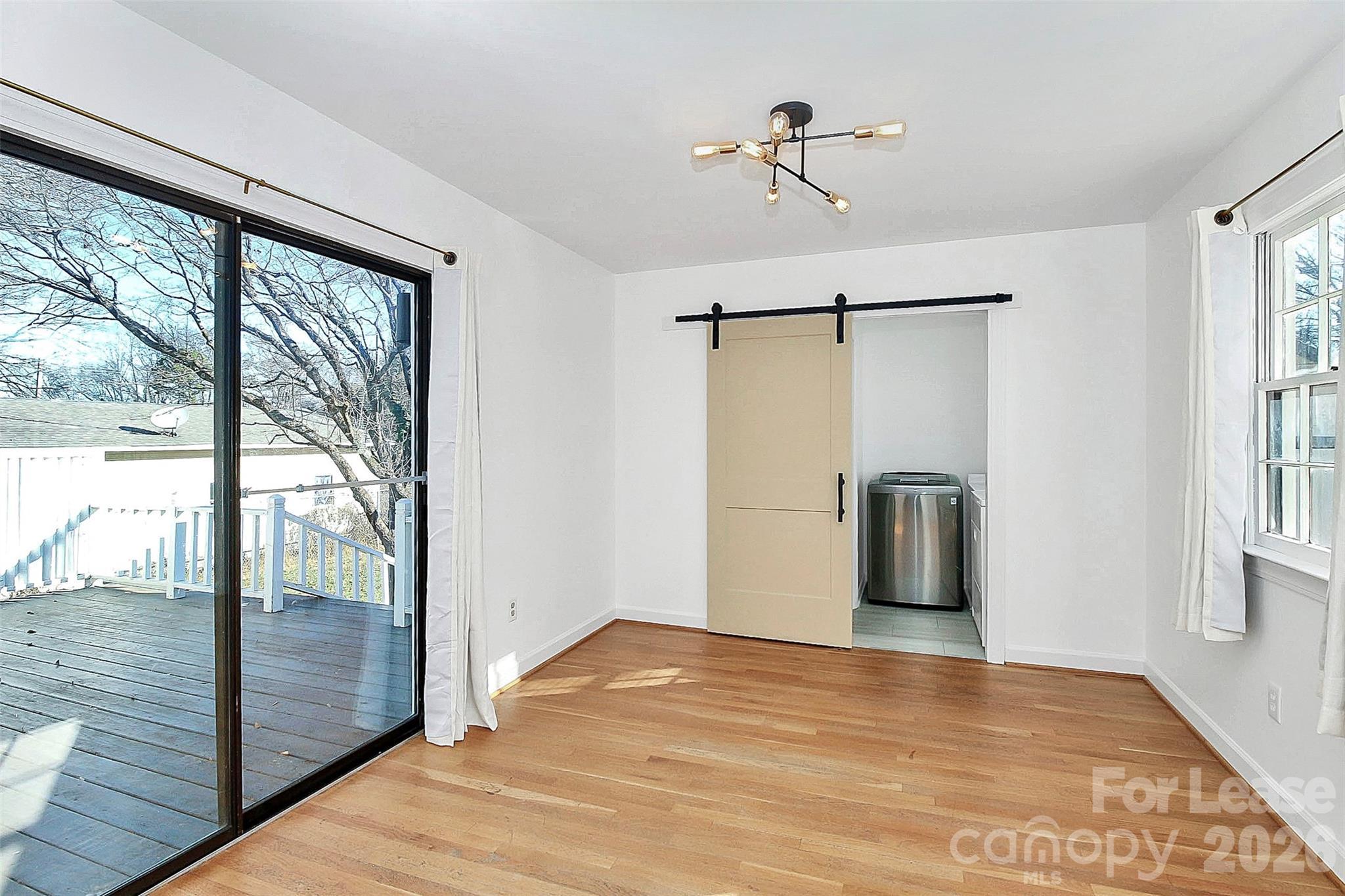2019 Highland Street Property Photo 18