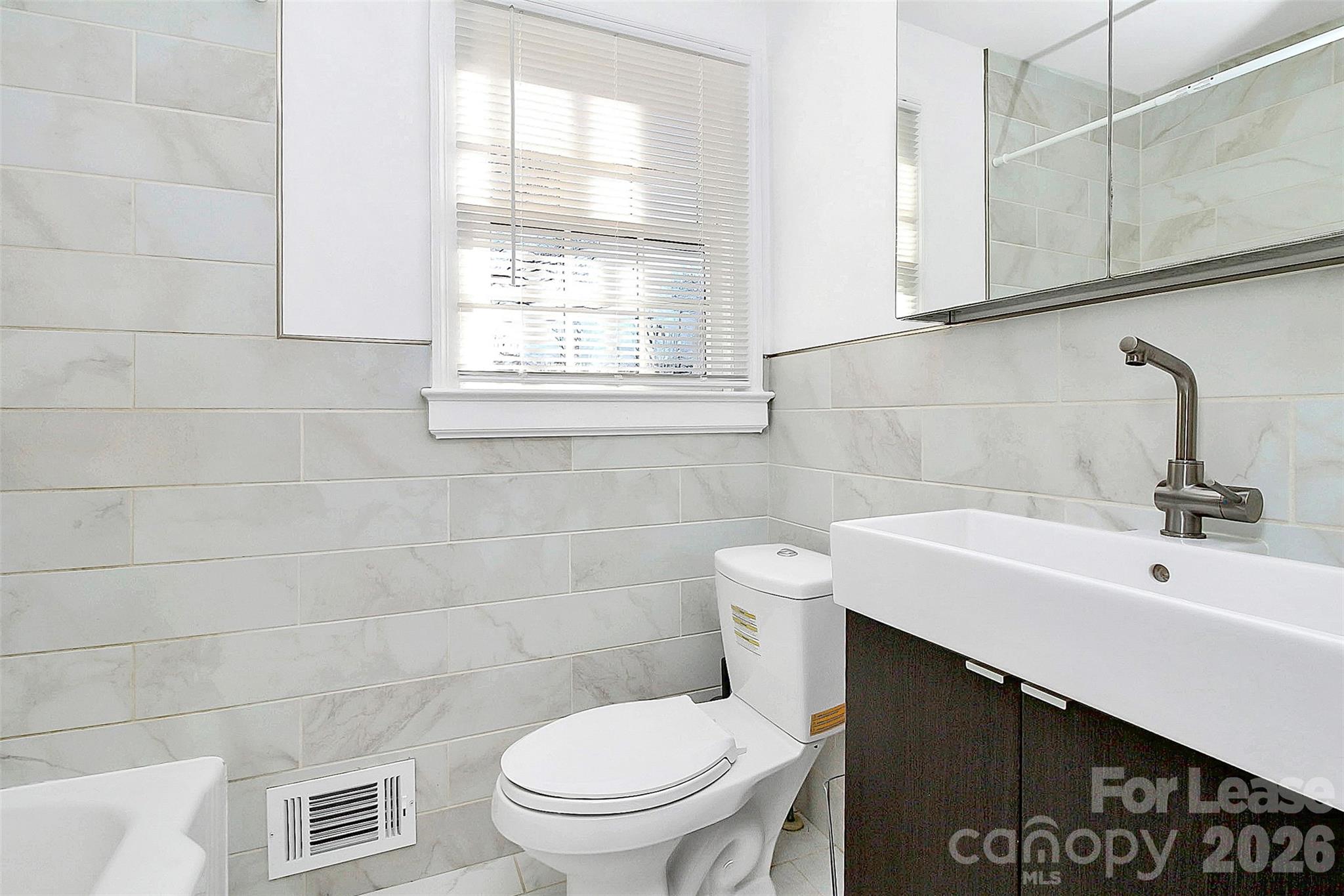 2019 Highland Street Property Photo 22