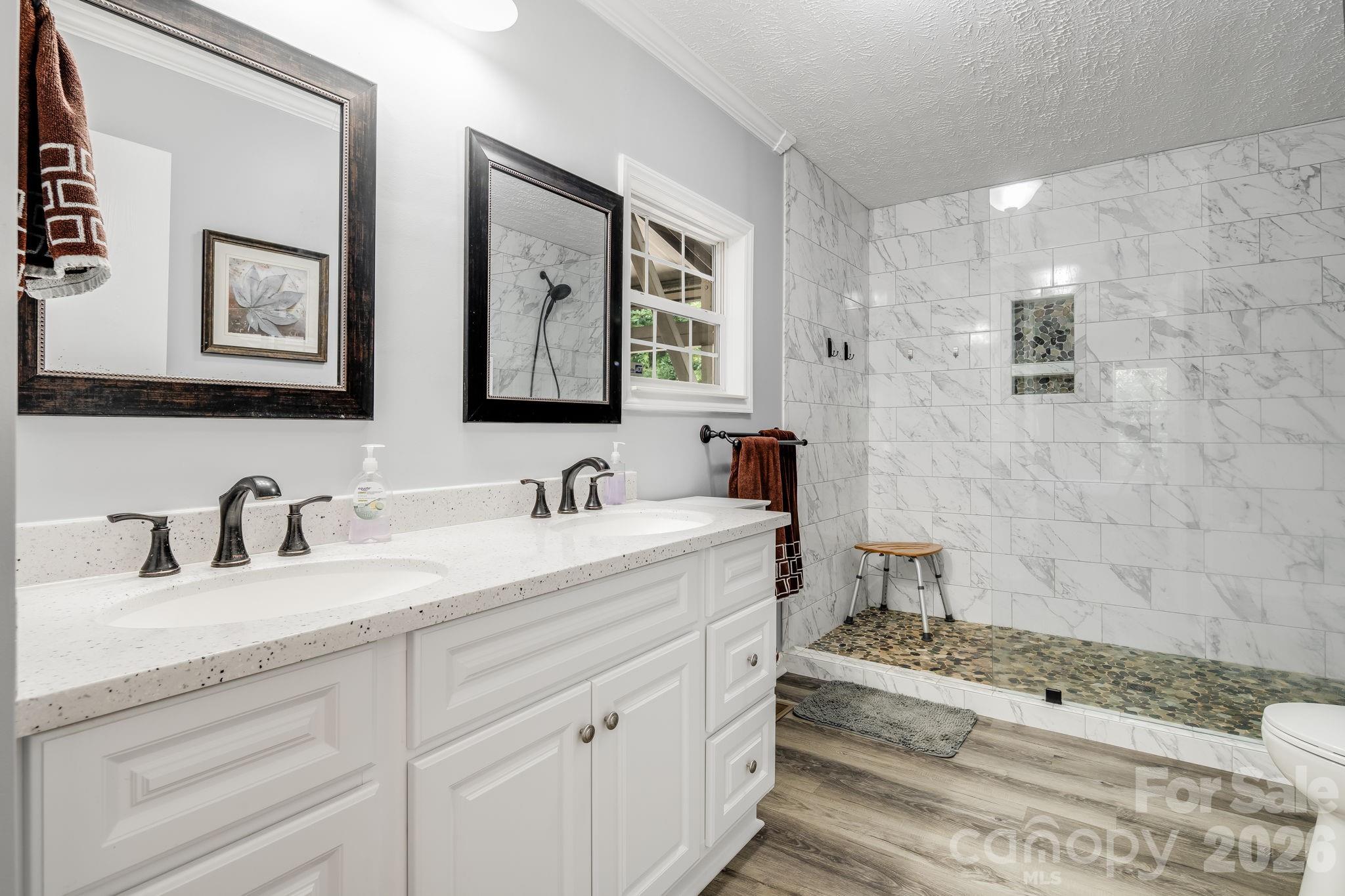 112 Reeves Road Property Photo 12