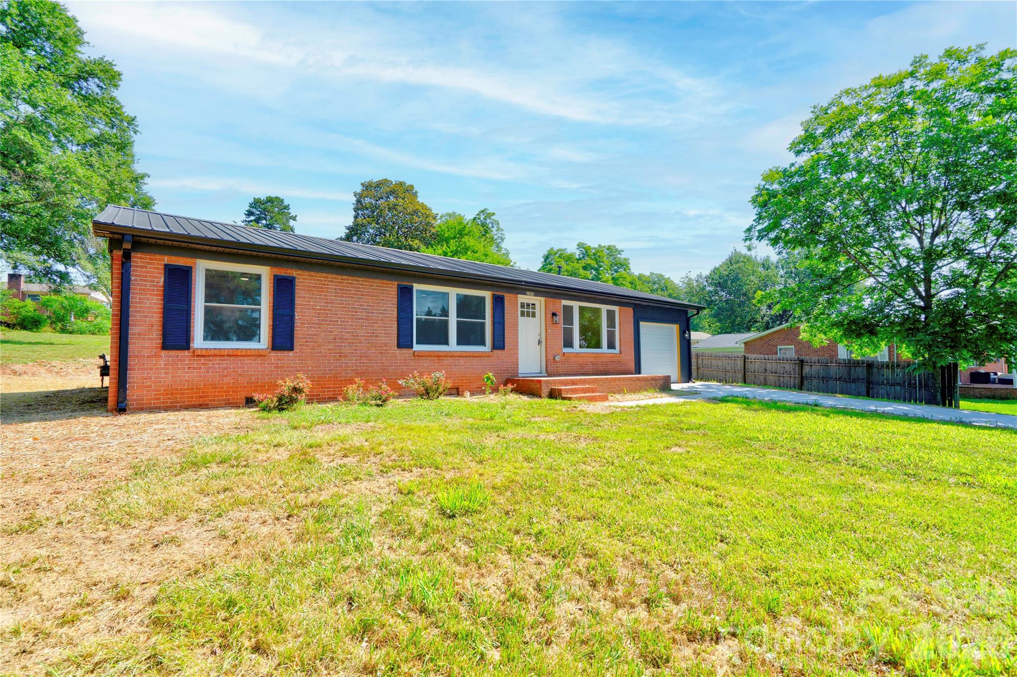 2994 Lutz Boulevard Property Photo 1