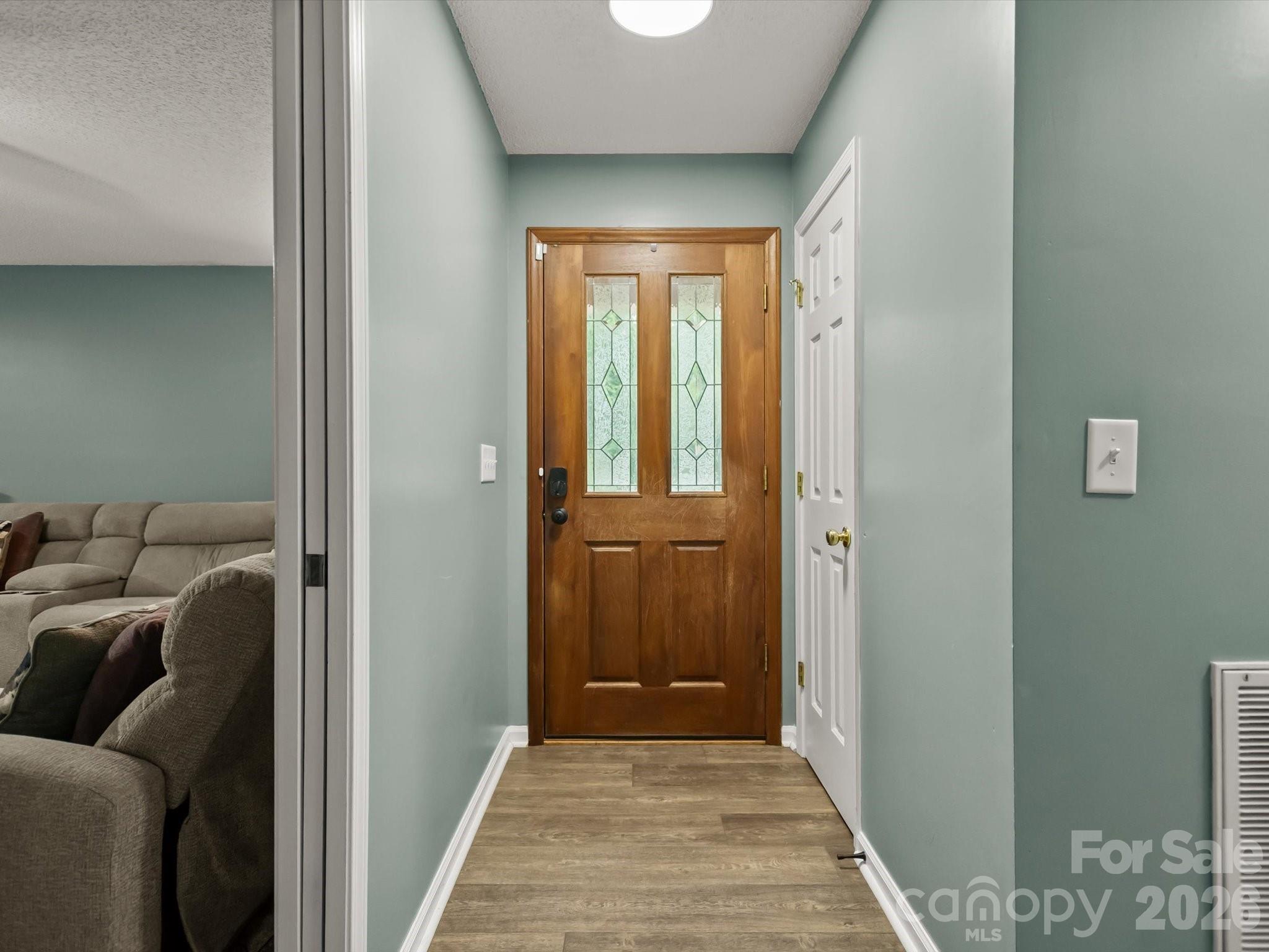 1320 Richard Road Property Photo 4
