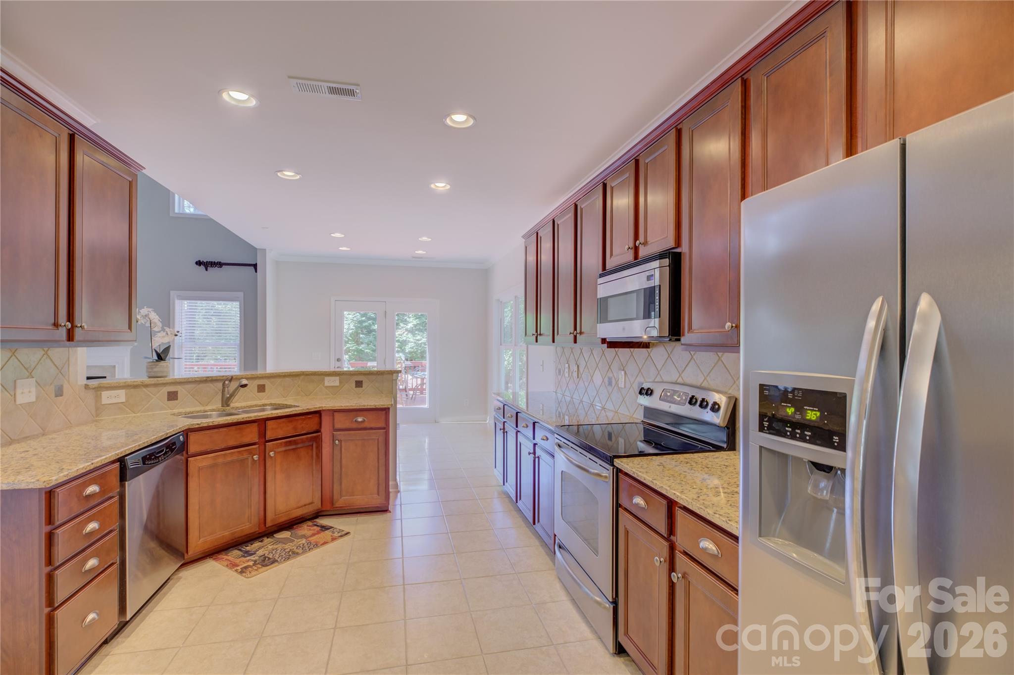 9609 Spurwig Court Property Photo 13
