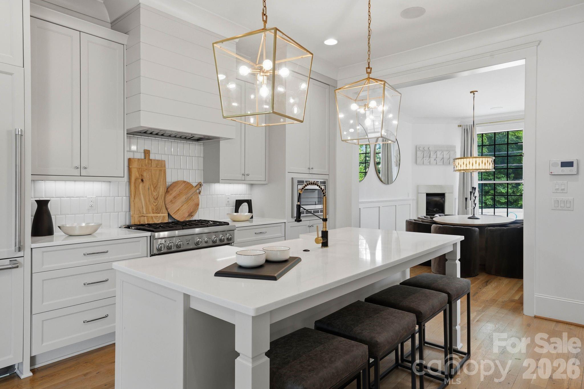 818 Ideal Way Property Photo 8