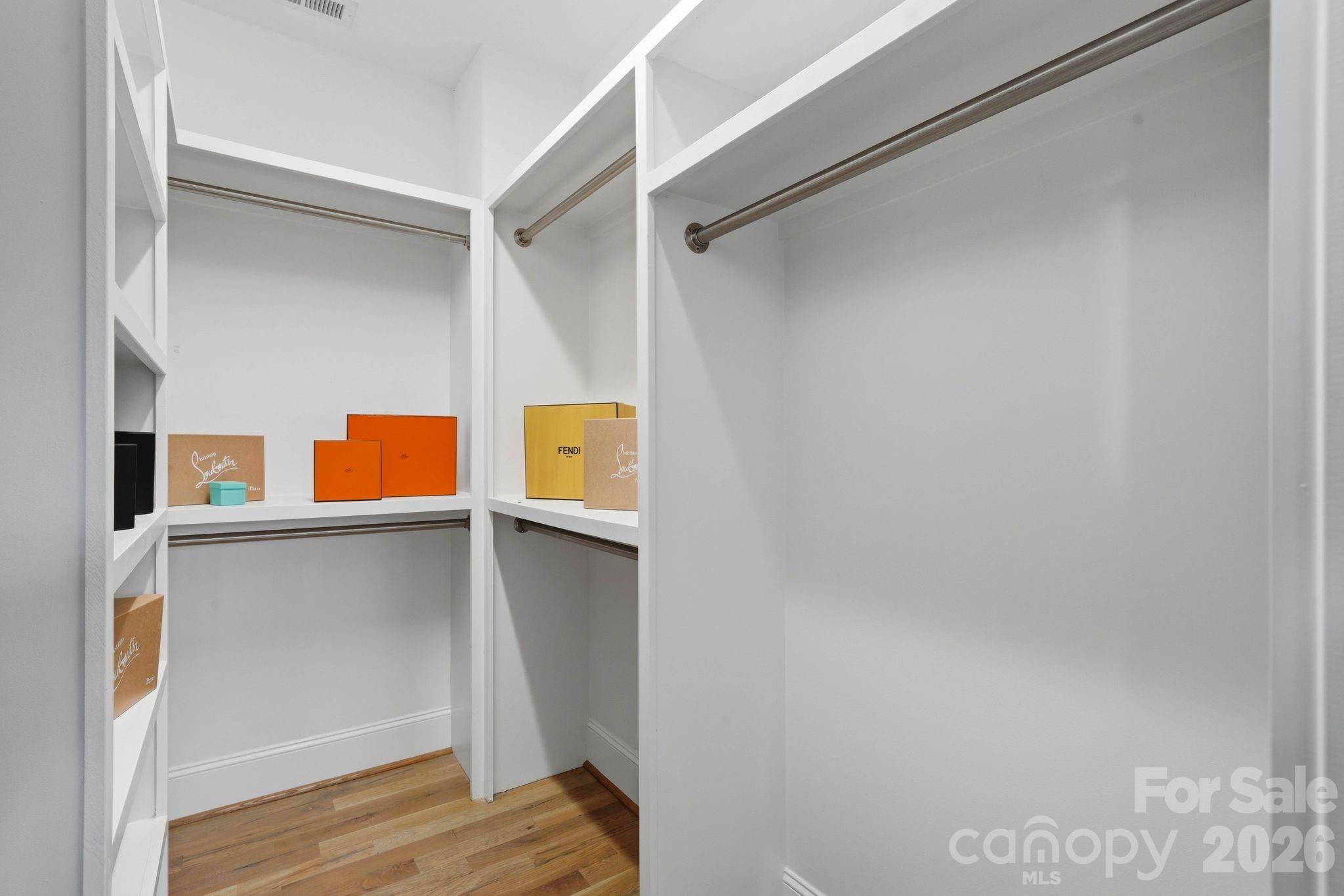 818 Ideal Way Property Photo 26