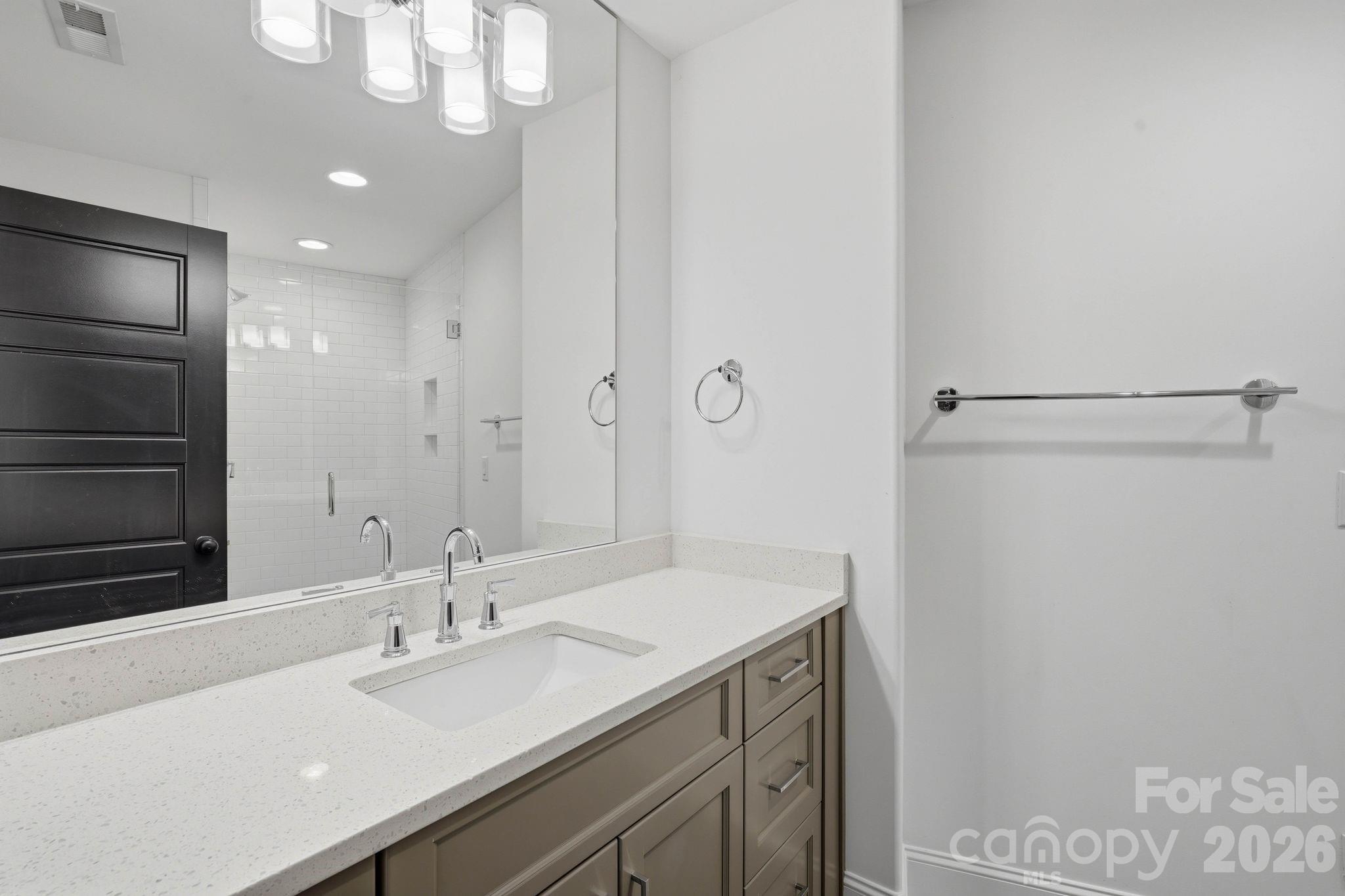 818 Ideal Way Property Photo 28