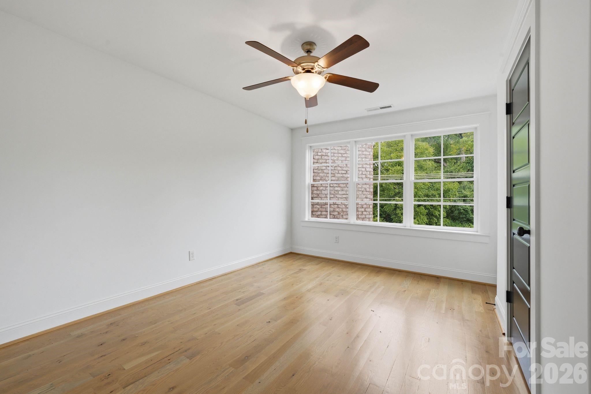 818 Ideal Way Property Photo 31